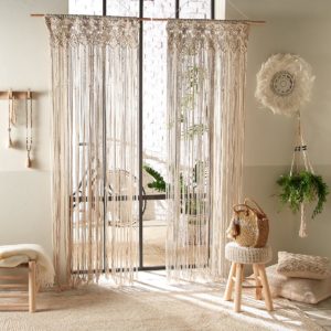 Rideau en fil macramé pour une ambiance bohème-chic