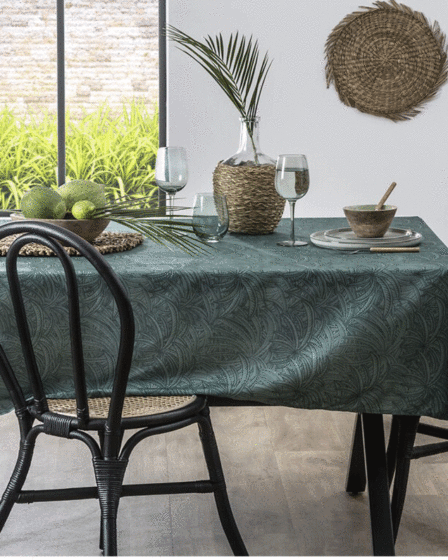 Nappe verte ambiance exotique