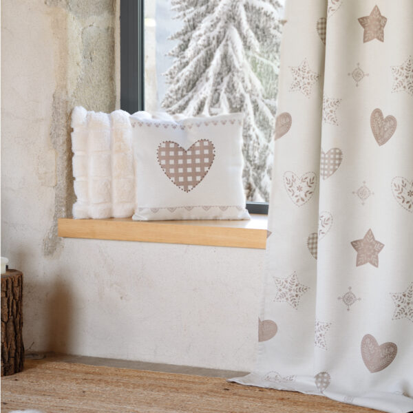 Rideau jacquard à œillets avec motif cœur