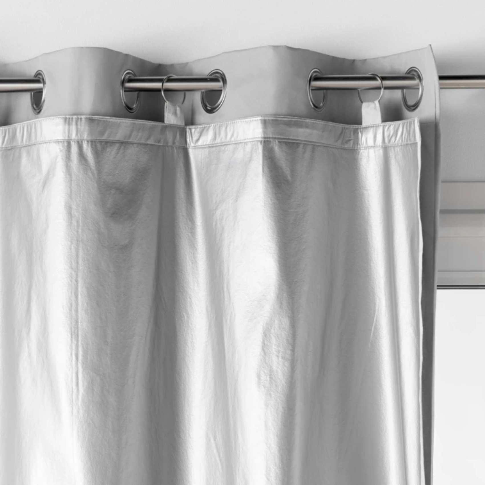 doublure argent isolante pour rideau