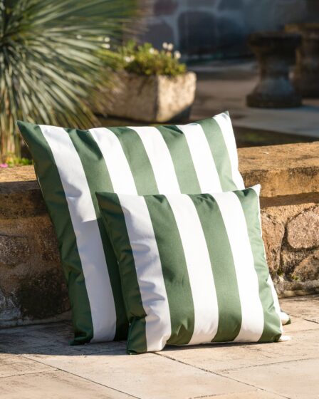 coussin carré imperméable extérieur