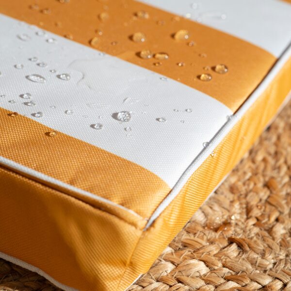 tissu anti uv et imperméable rayé