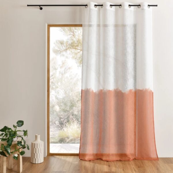 voilages blanc et terracotta