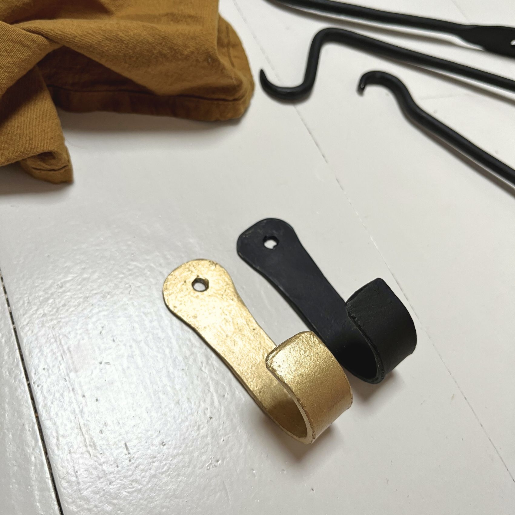 Patère style industriel brut — vue 4