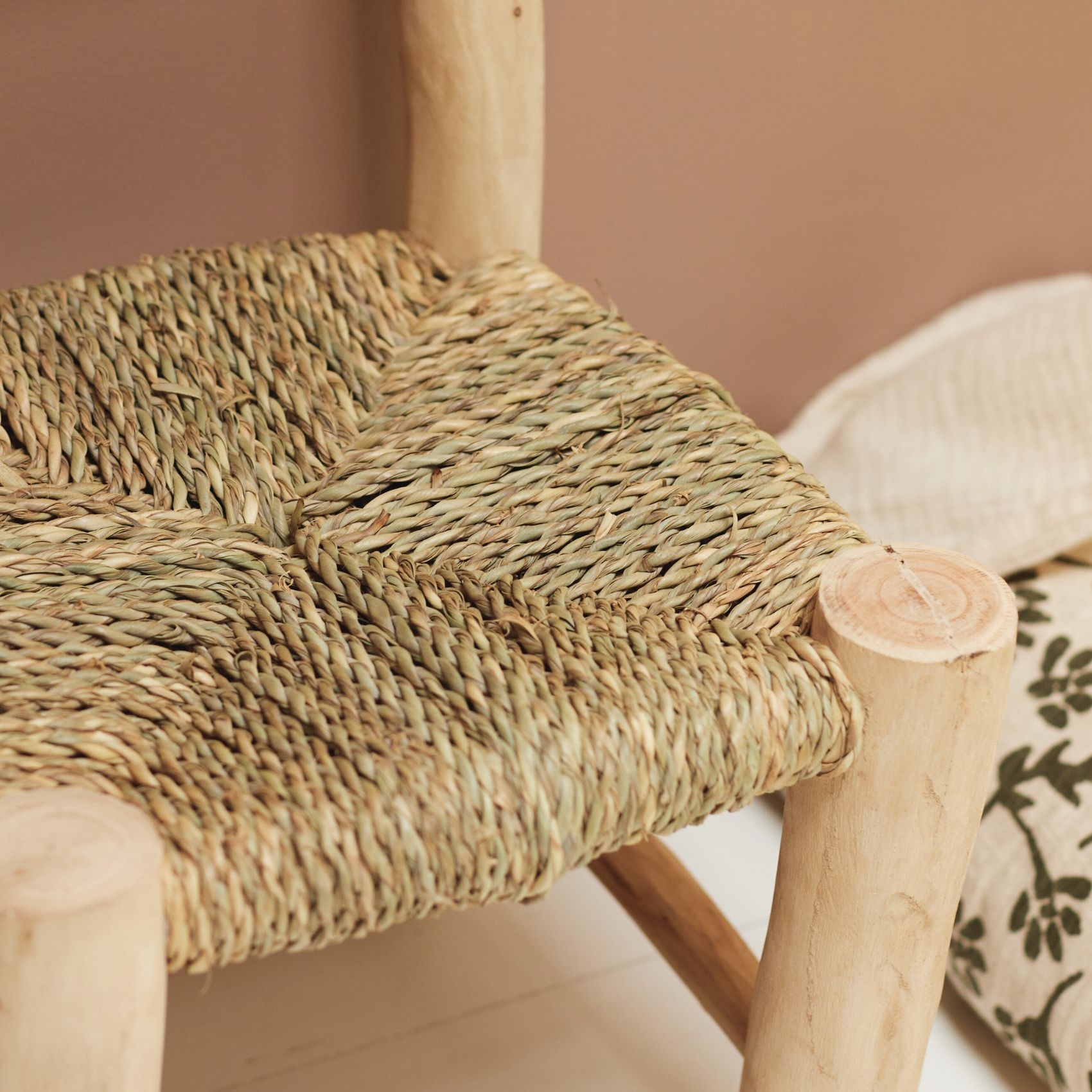 Chaise enfant bois de laurier et doum — vue 5