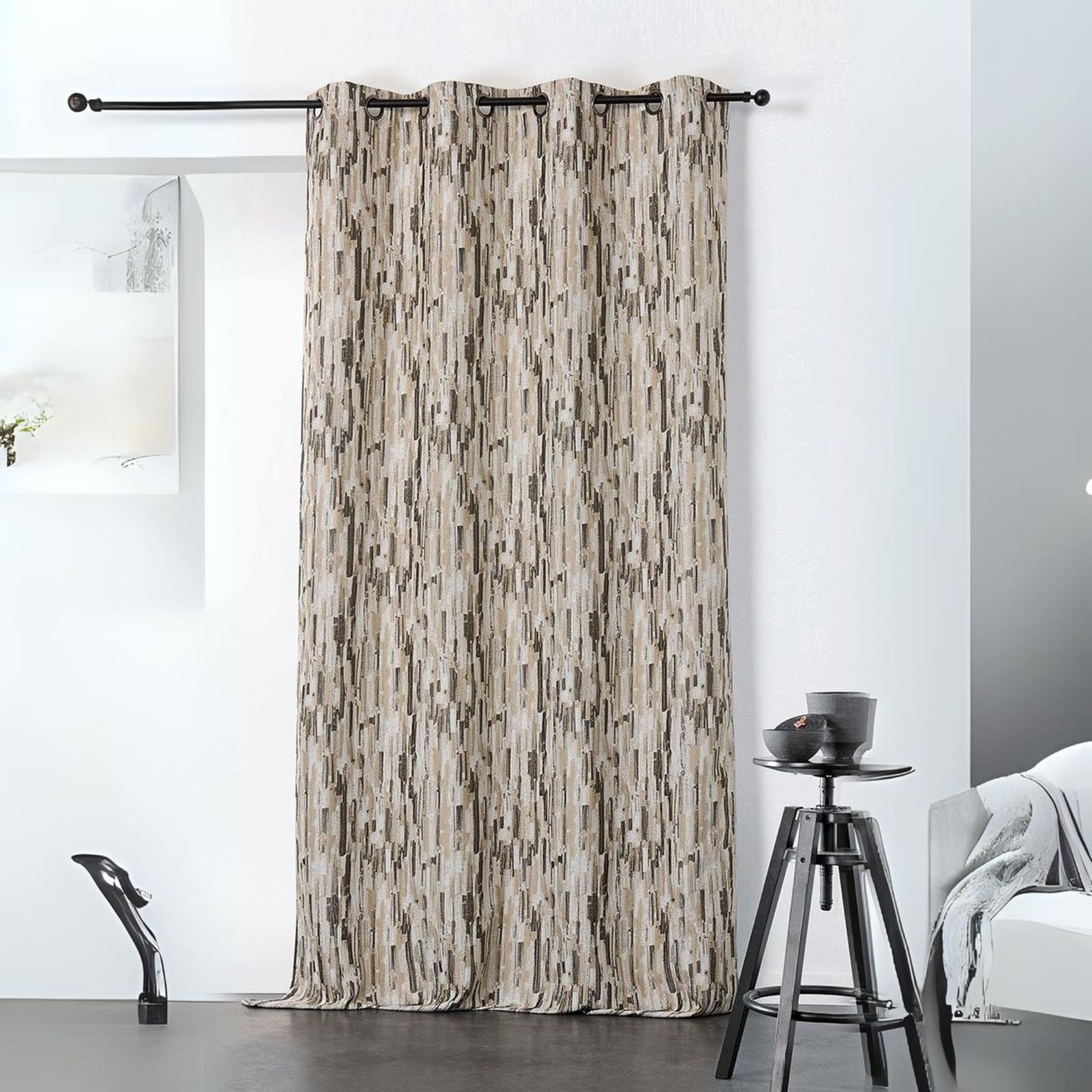 Rideau d'ameublement aux impressions abstraites