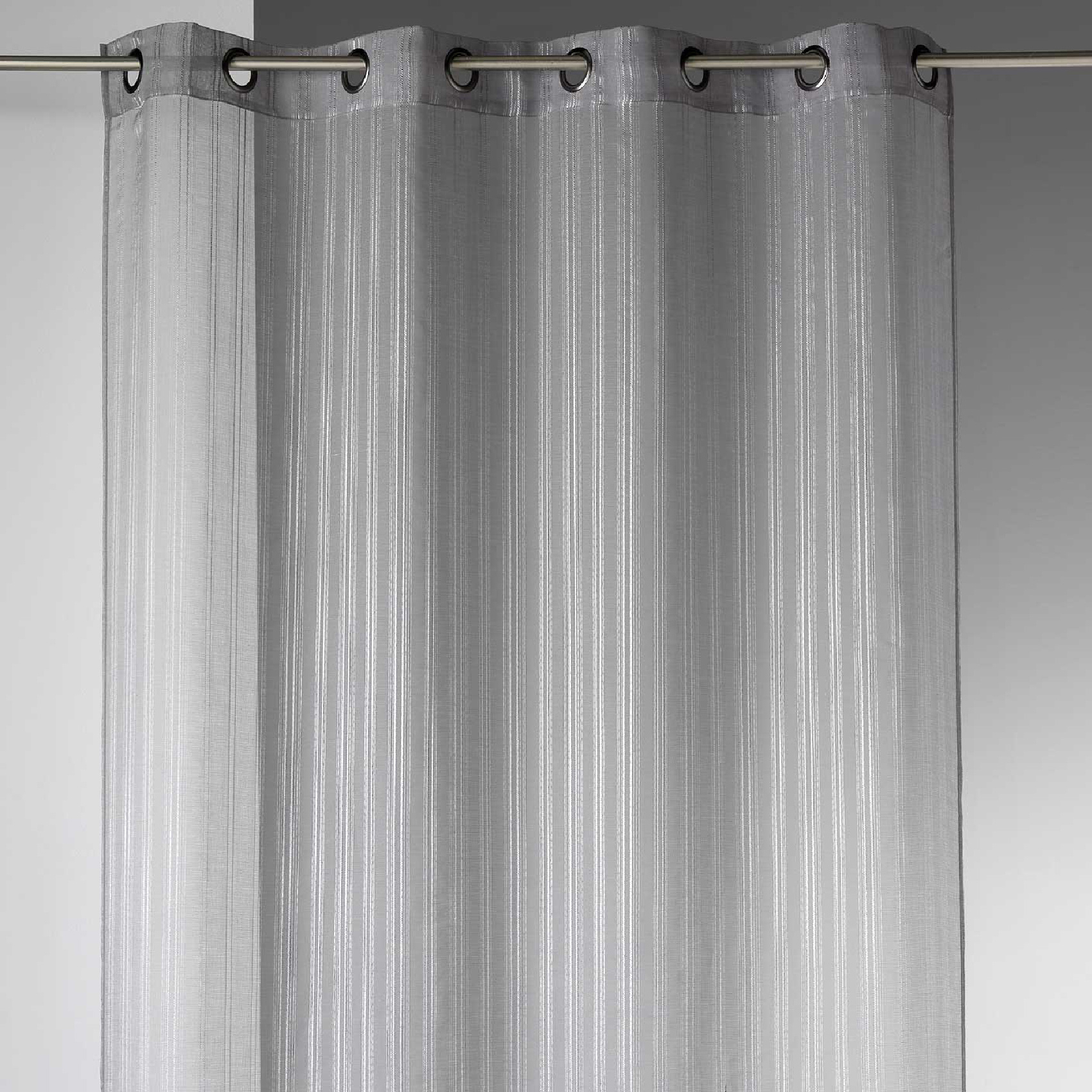 Voilage en Etamine à Rayures Fantaisies — vue 3