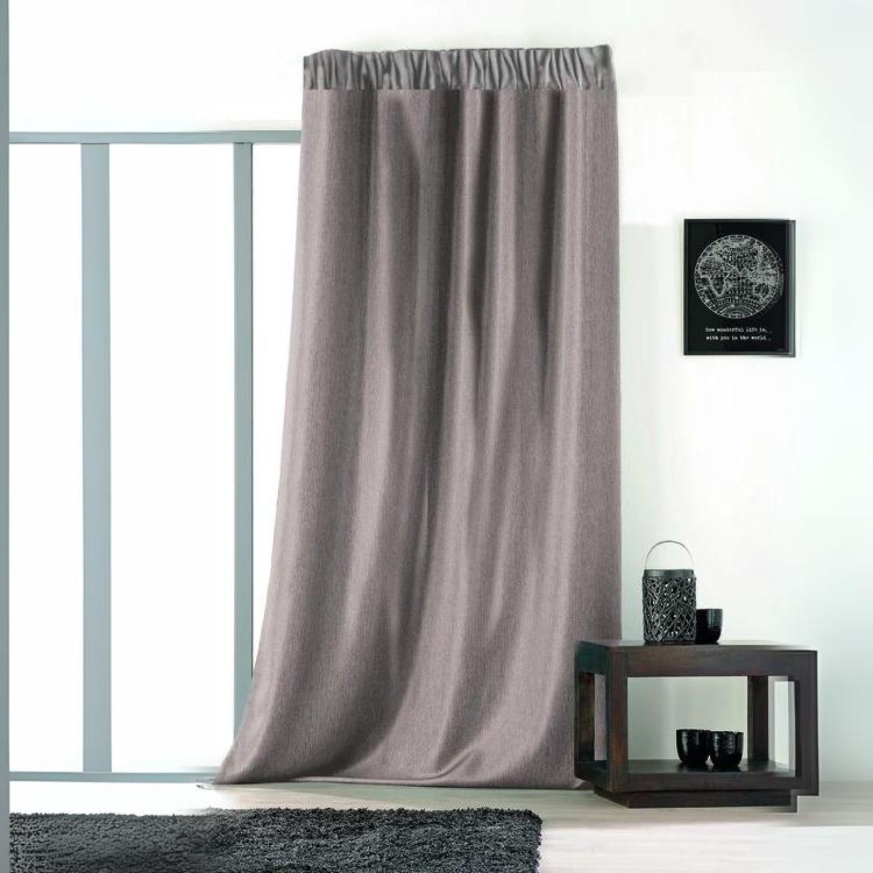 Rideau uni avec galon fronceur