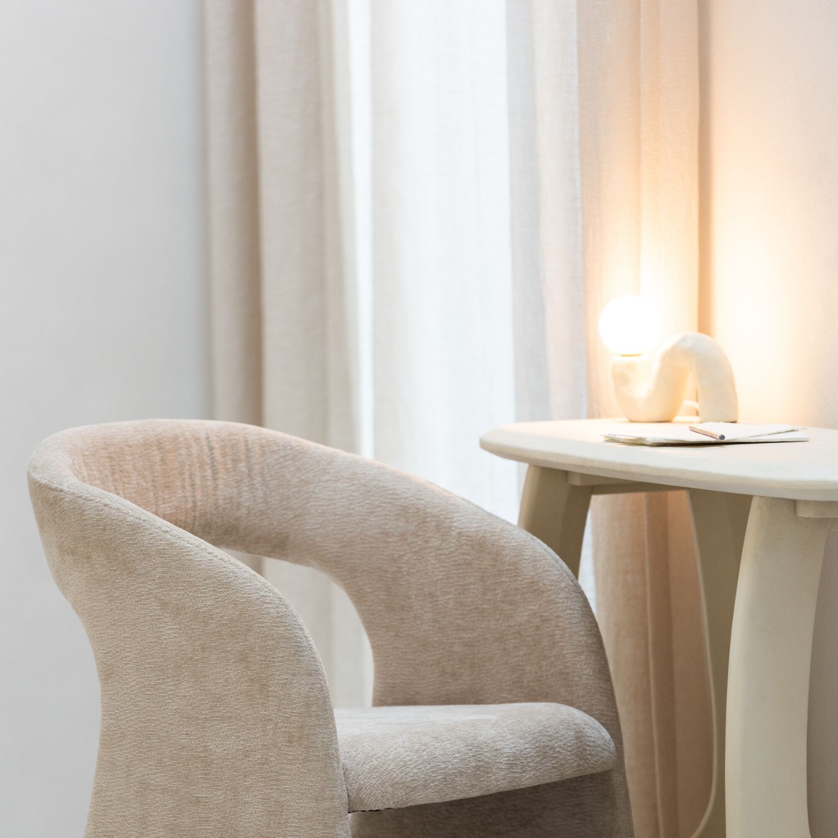 Lampe à poser design en pierre — vue 6