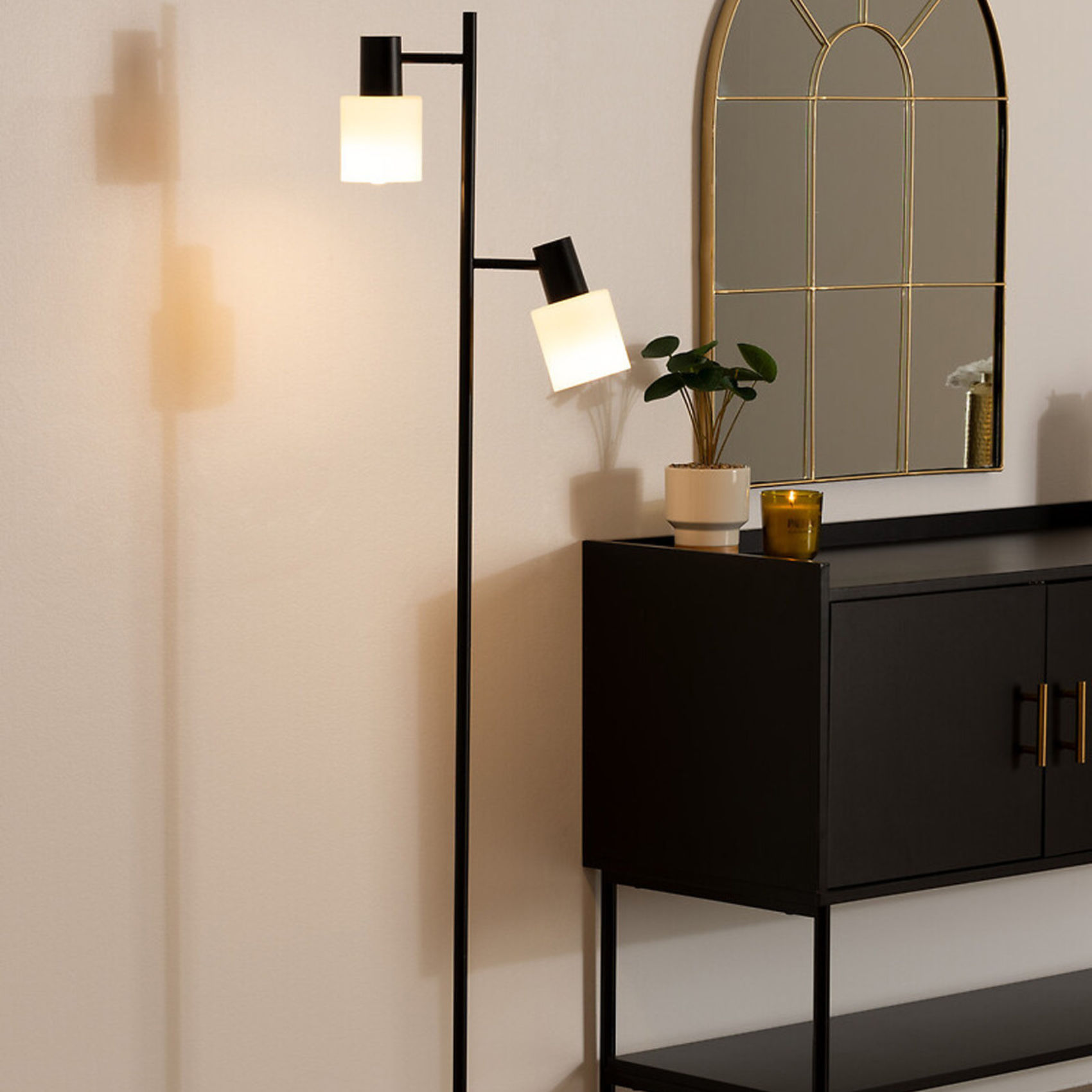 Lampadaire droit moderne — vue 4