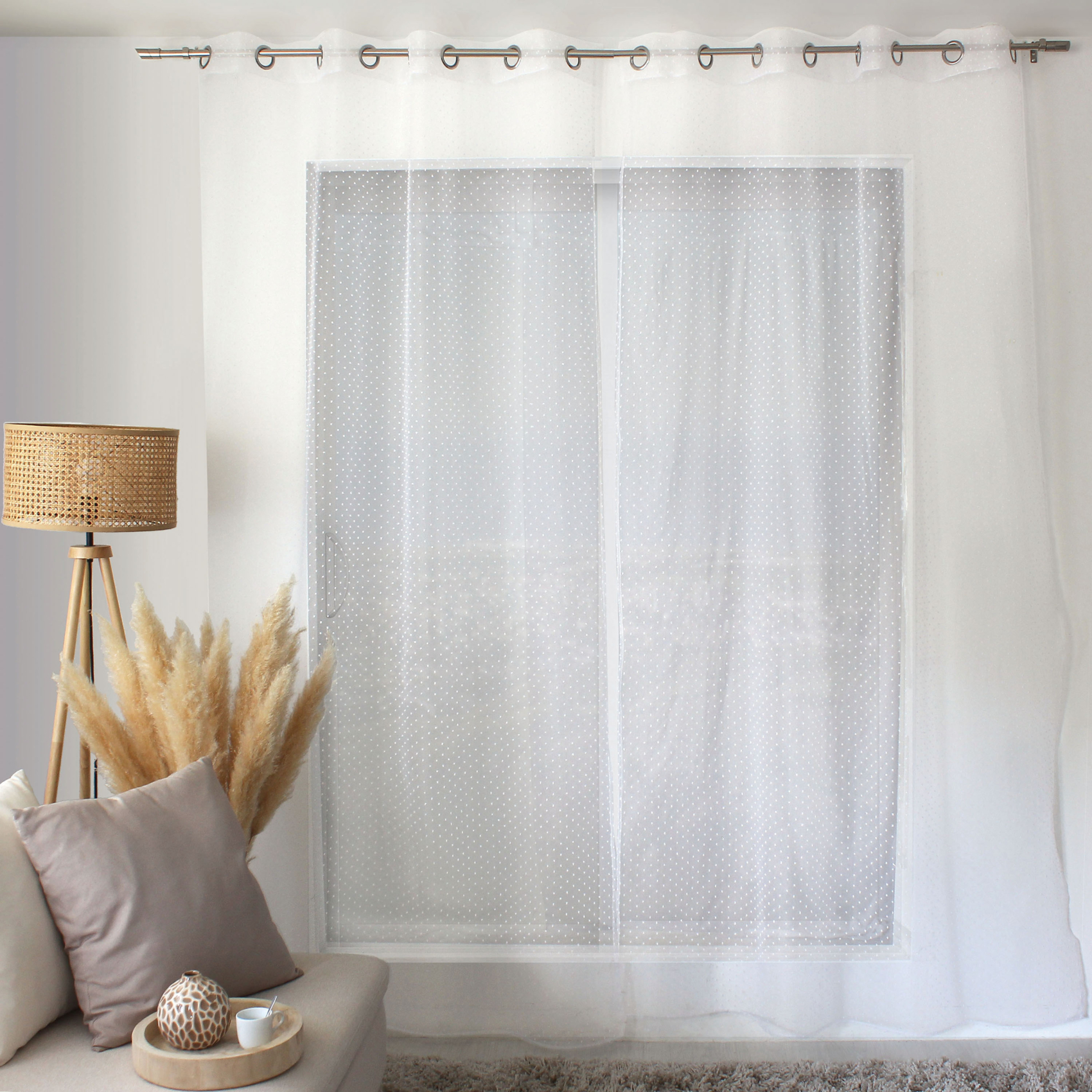 Voilage plumetis en organza avec œillets