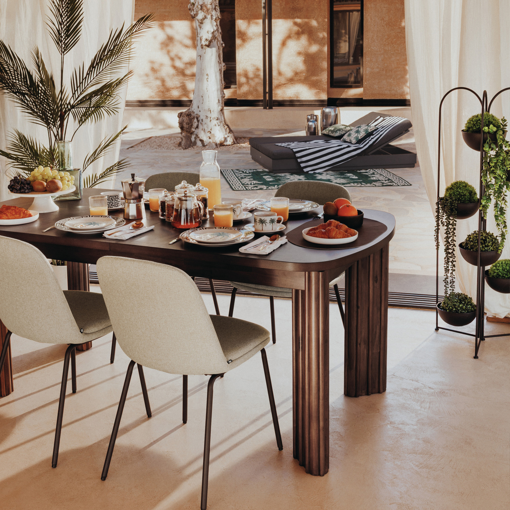 Table à manger extensible en bois — vue 4