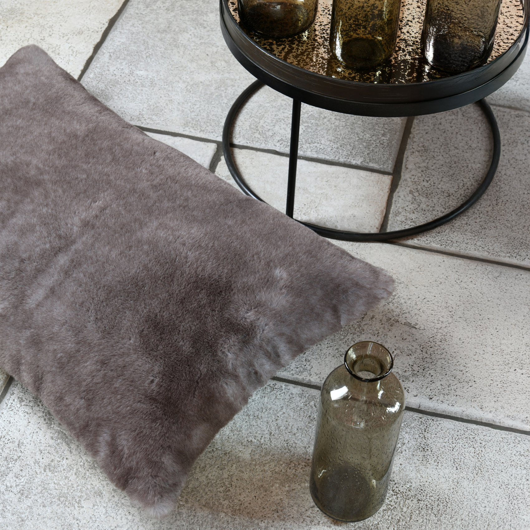 Coussin imitation fourrure ultra douce — vue 3