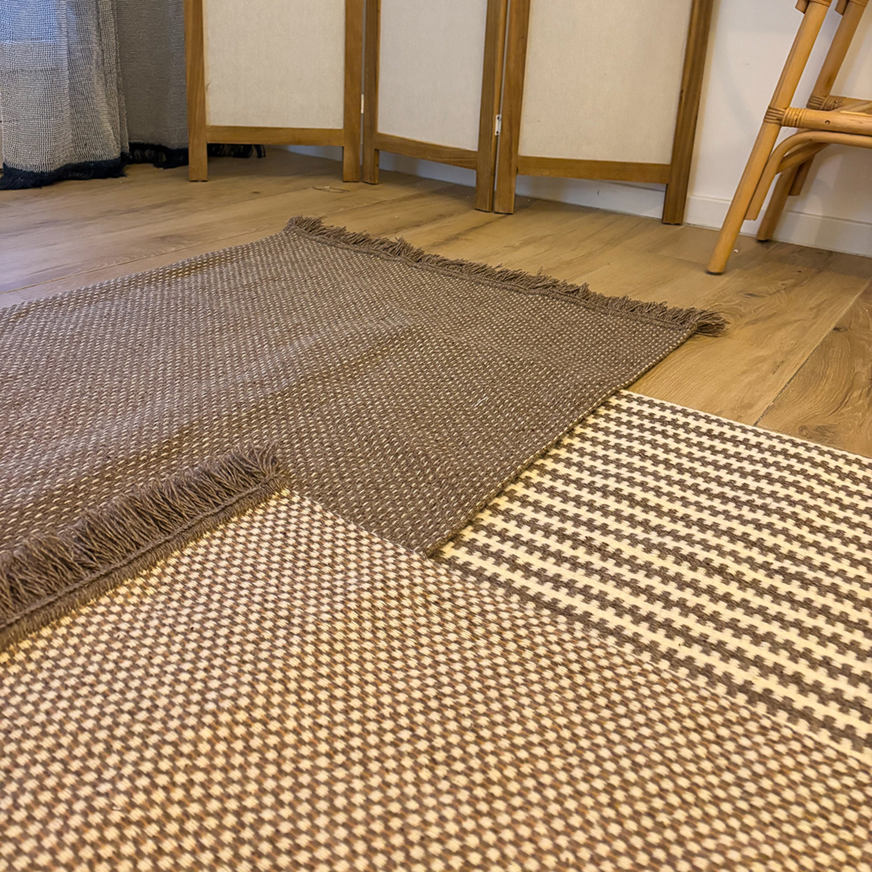 Tapis en laine et coton à motif géométrique — vue 4