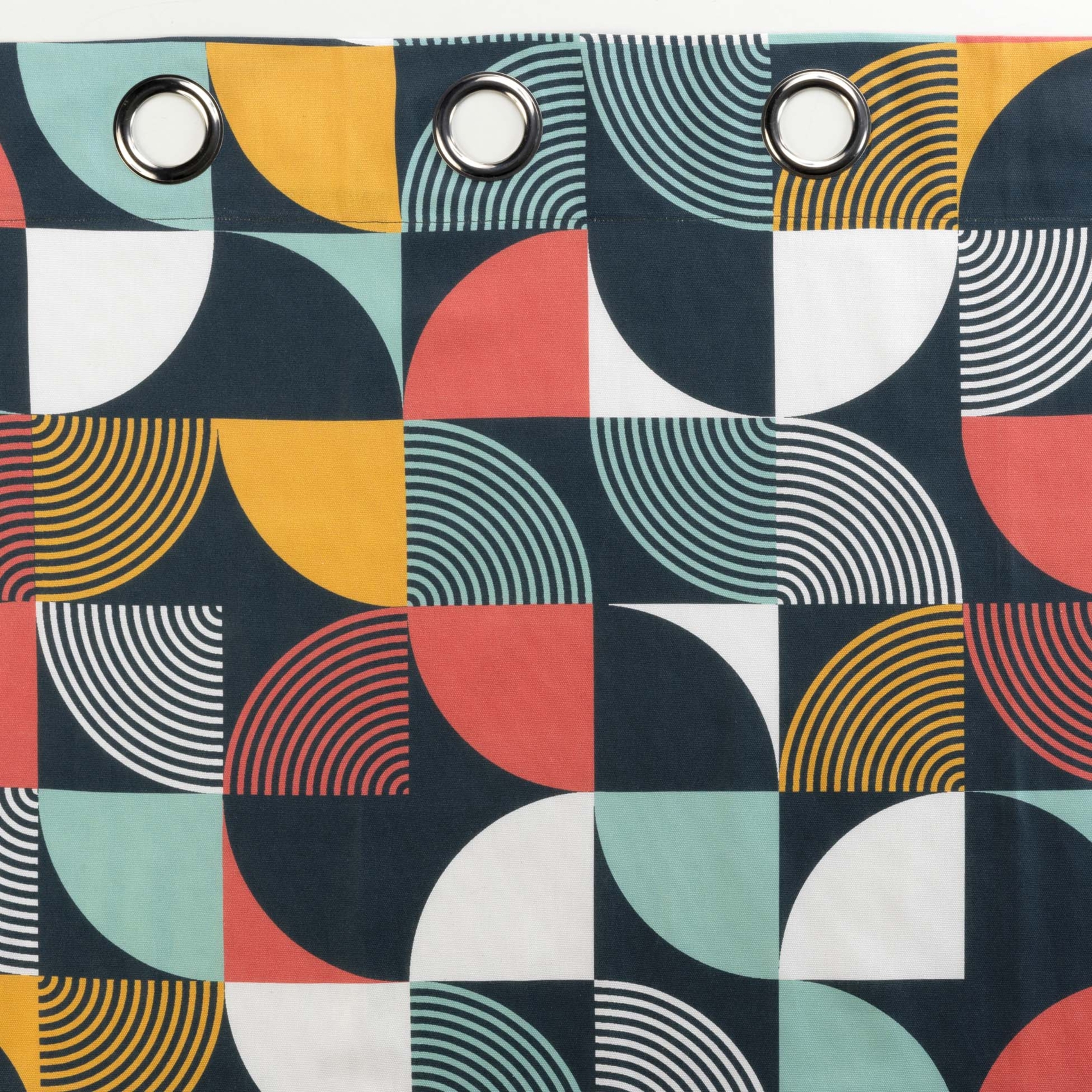 Rideau à tendance géométrique — vue 4