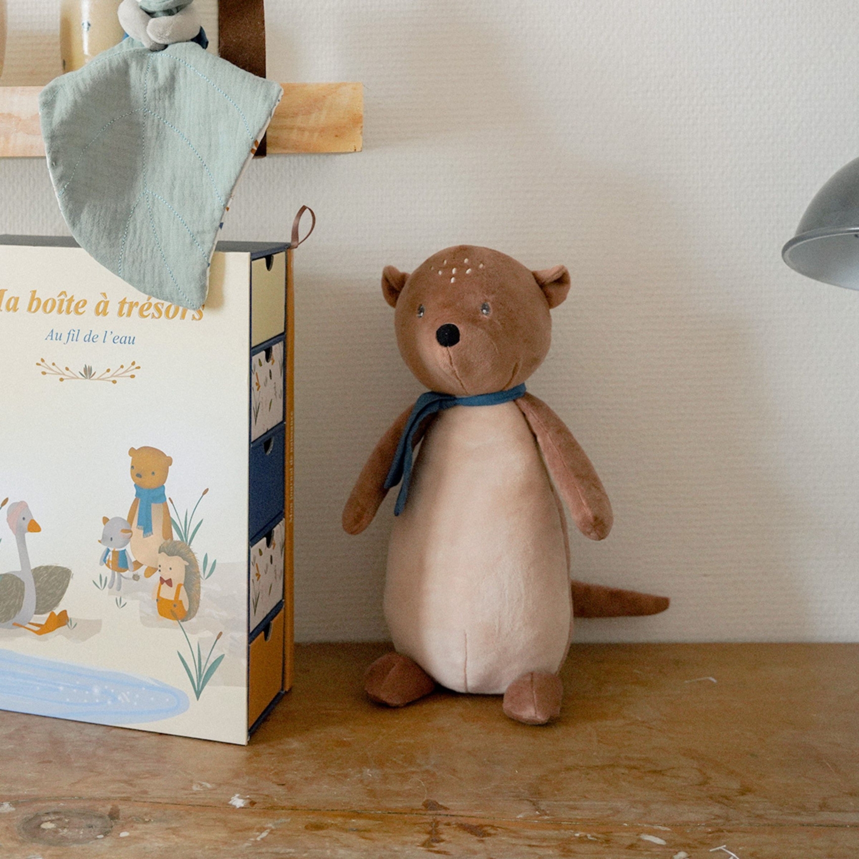 Peluche Lou la loutre — vue 4