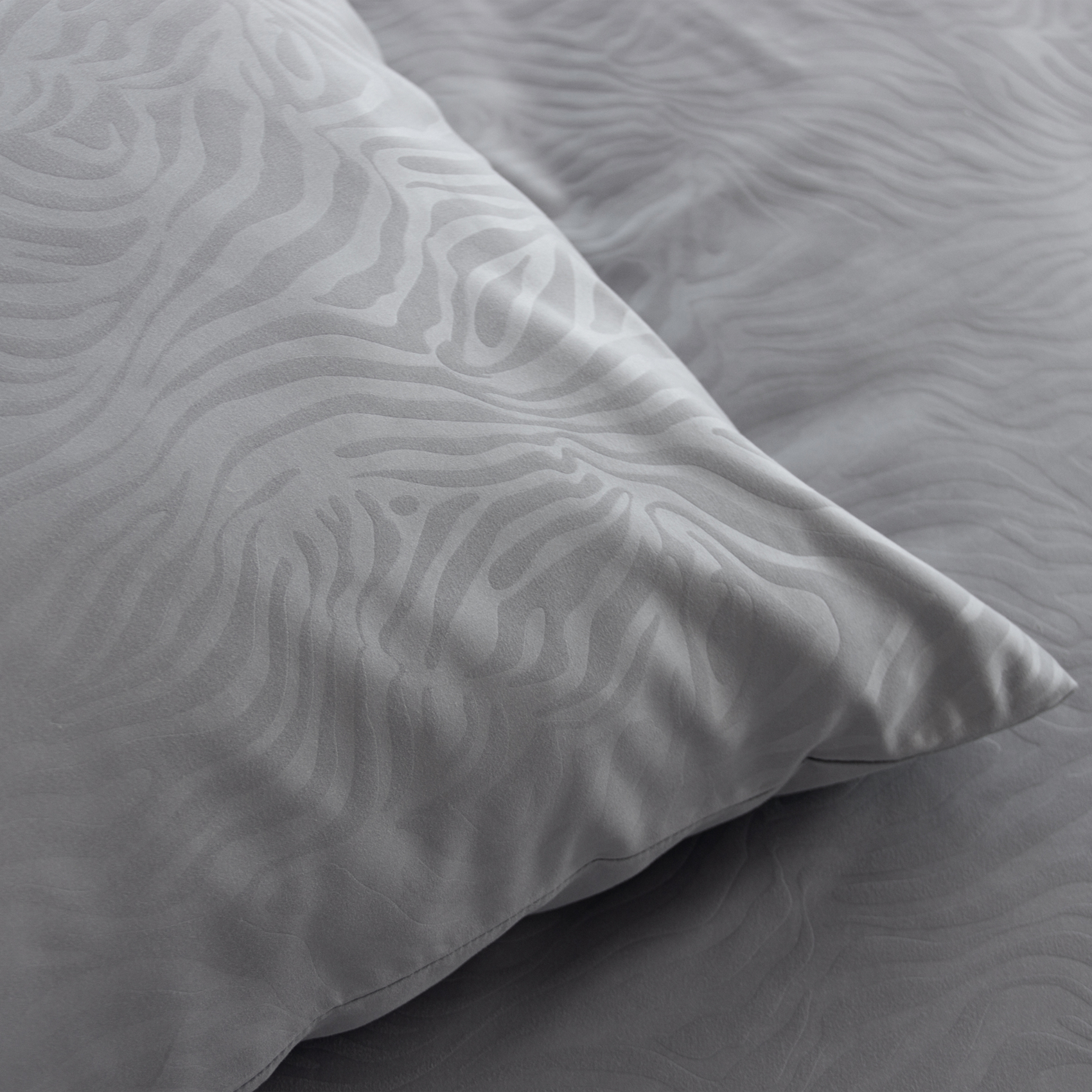 Parure de lit 3 pièces zèbre housse et taies — vue 4