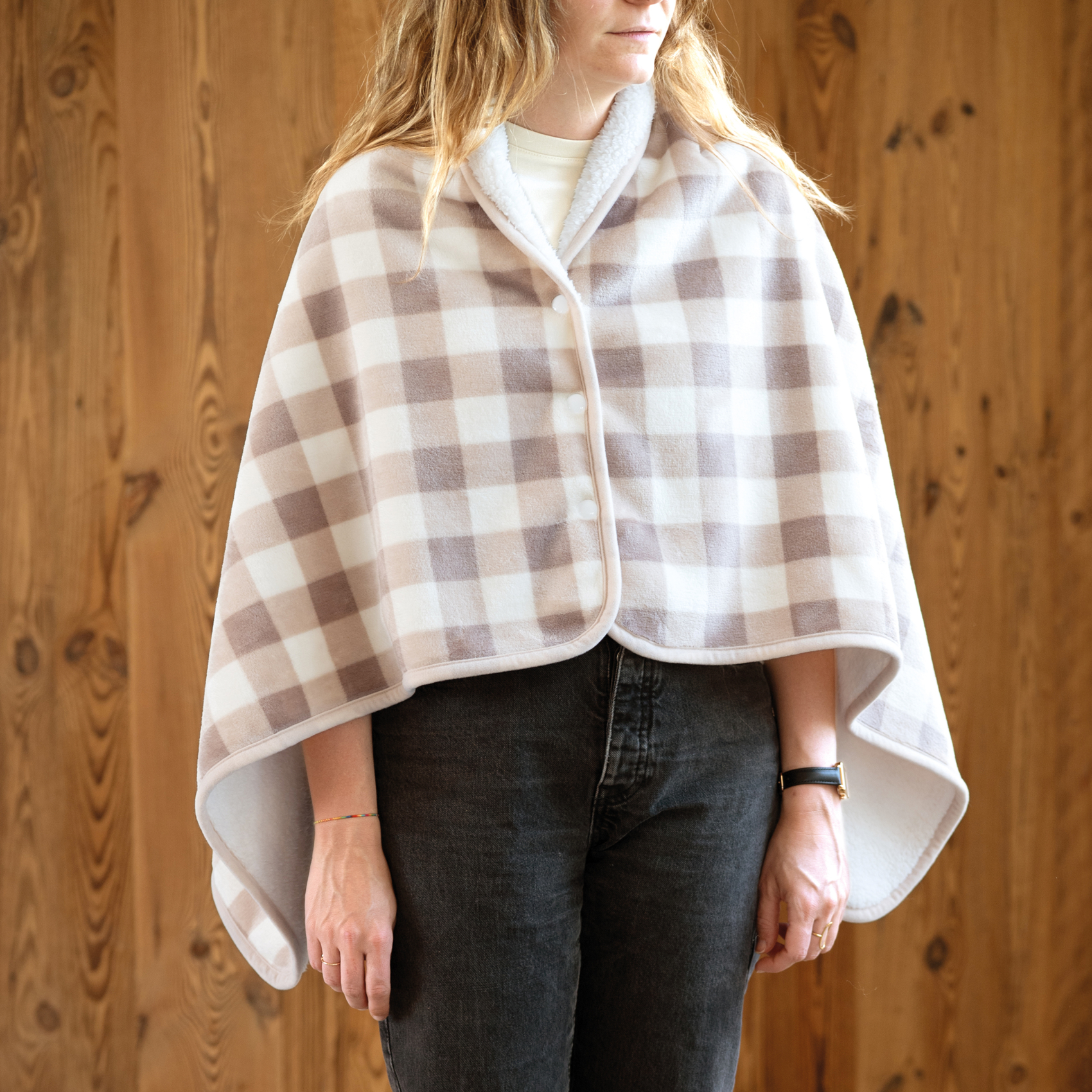 Plaid poncho 2 en 1 polaire avec boutons pression – motif vichy