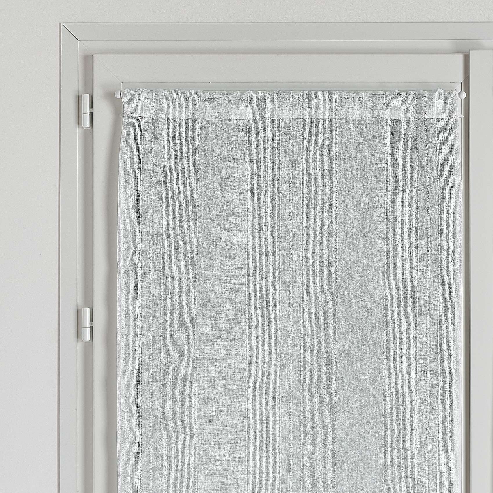 Paire de petits voilages unis à rayures fantaisie — vue 3