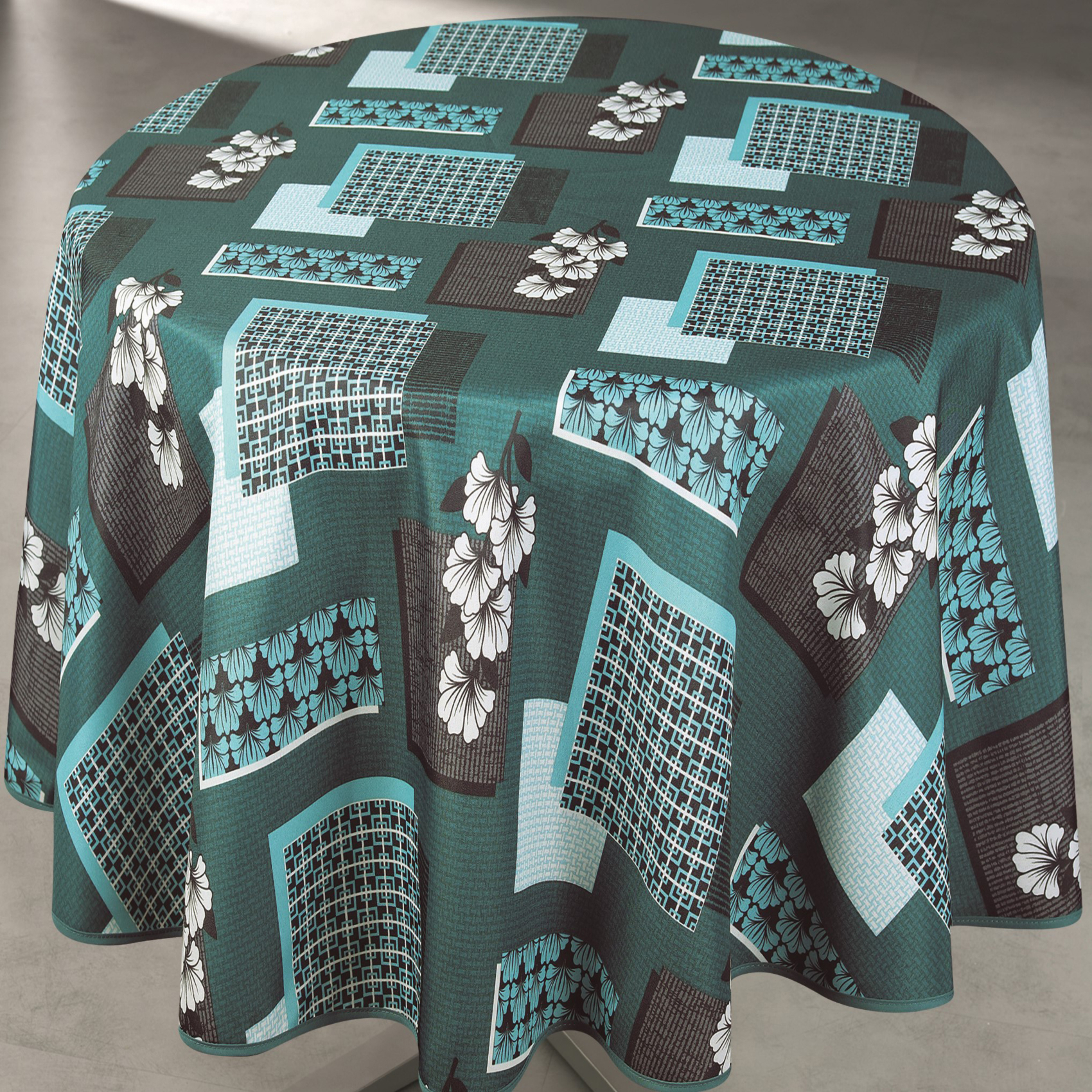Nappe ronde anti taches motif fleur et forme géométrique — vue 3