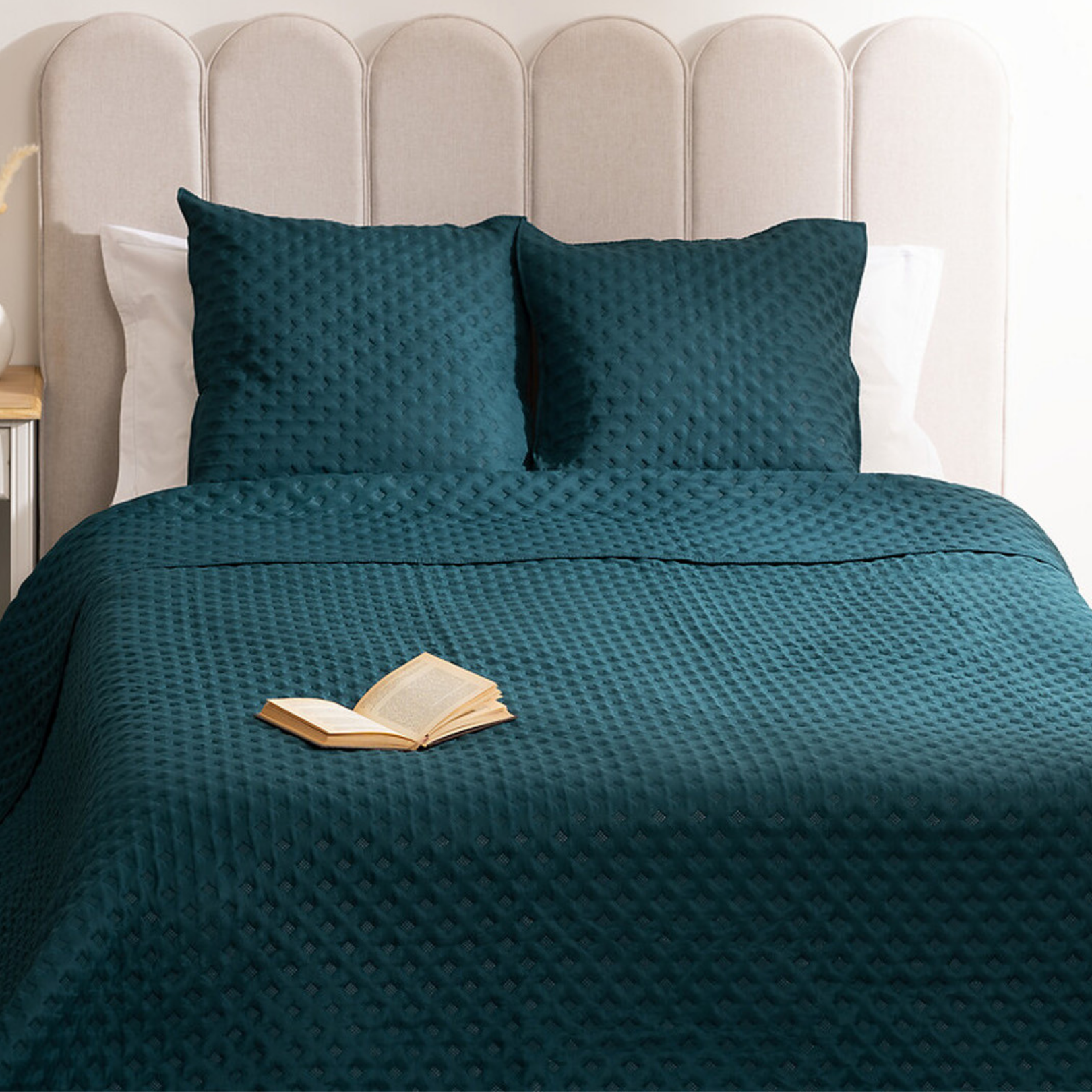 Dessus de lit à motifs ton sur ton — vue 4