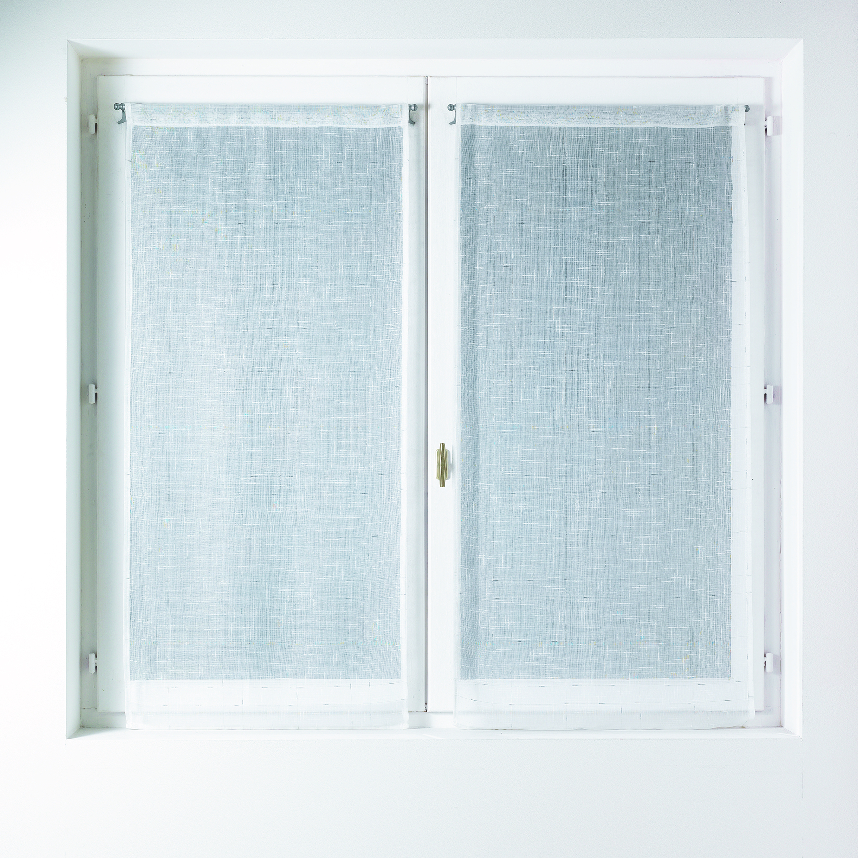 Paire de petits voilages en étamine flamée argent