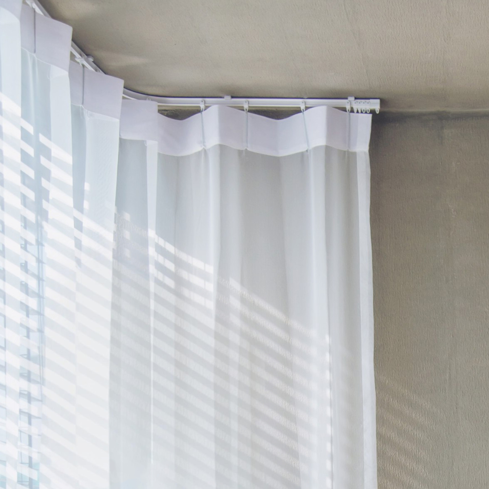 Rail flexible en métal — vue 3