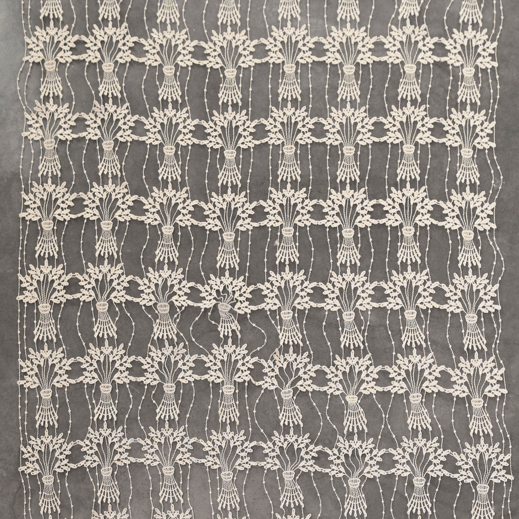 Modulable en macramé à motif bouquet