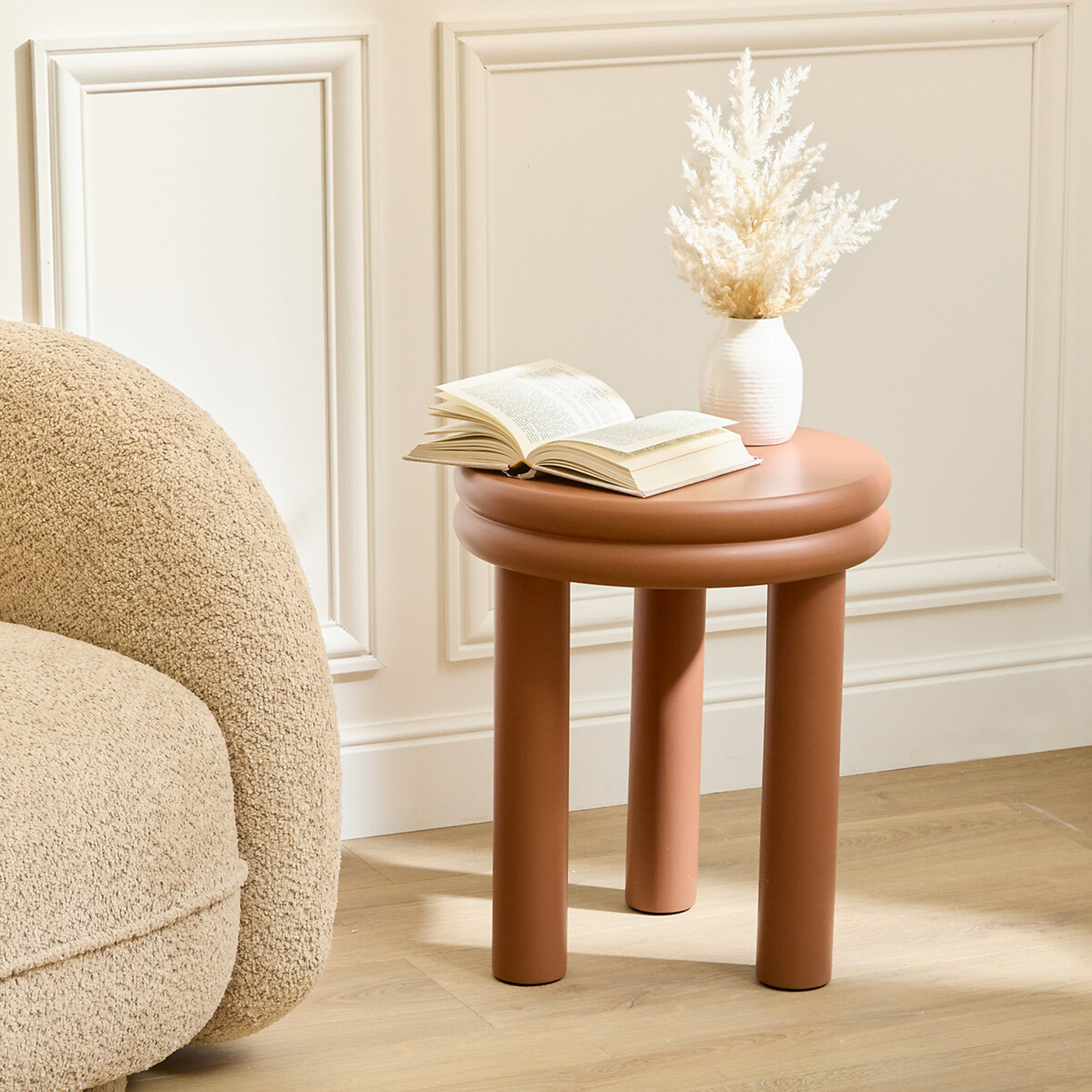 Table d’appoint ronde avec pieds en pin — vue 5
