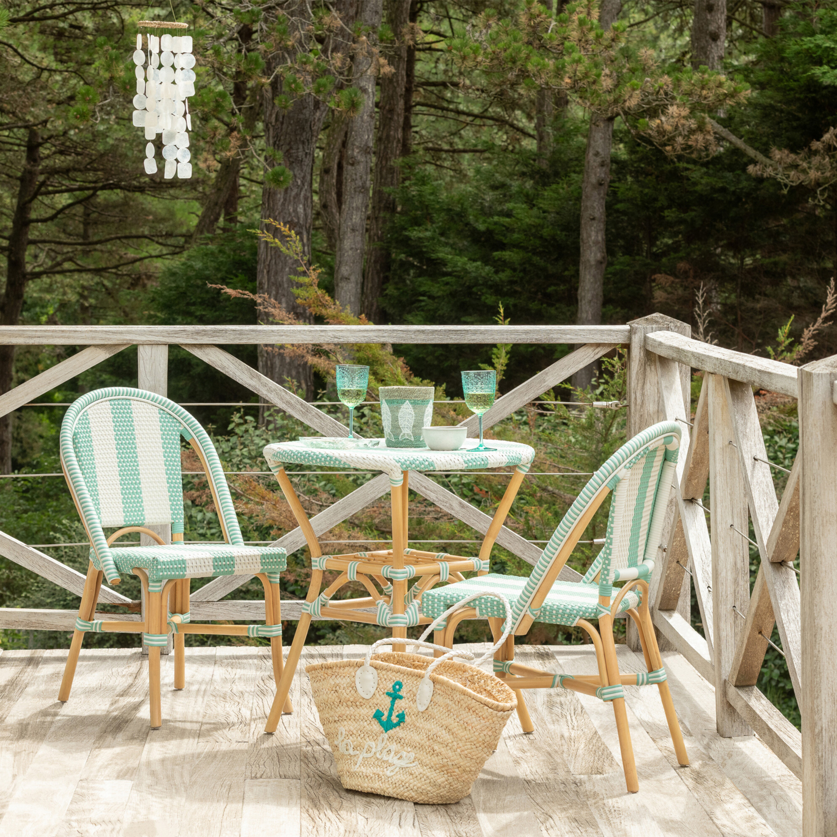 Chaise de jardin en rotin tressé — vue 4