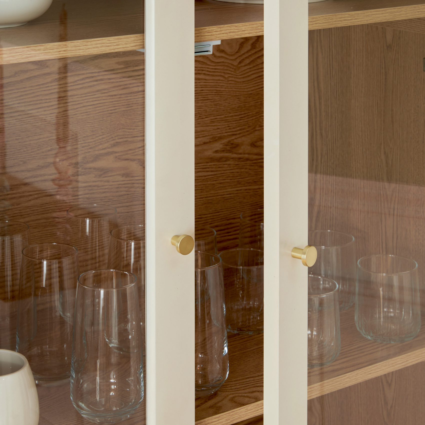 Vitrine 4 portes en bois avec portes vitrées — vue 4