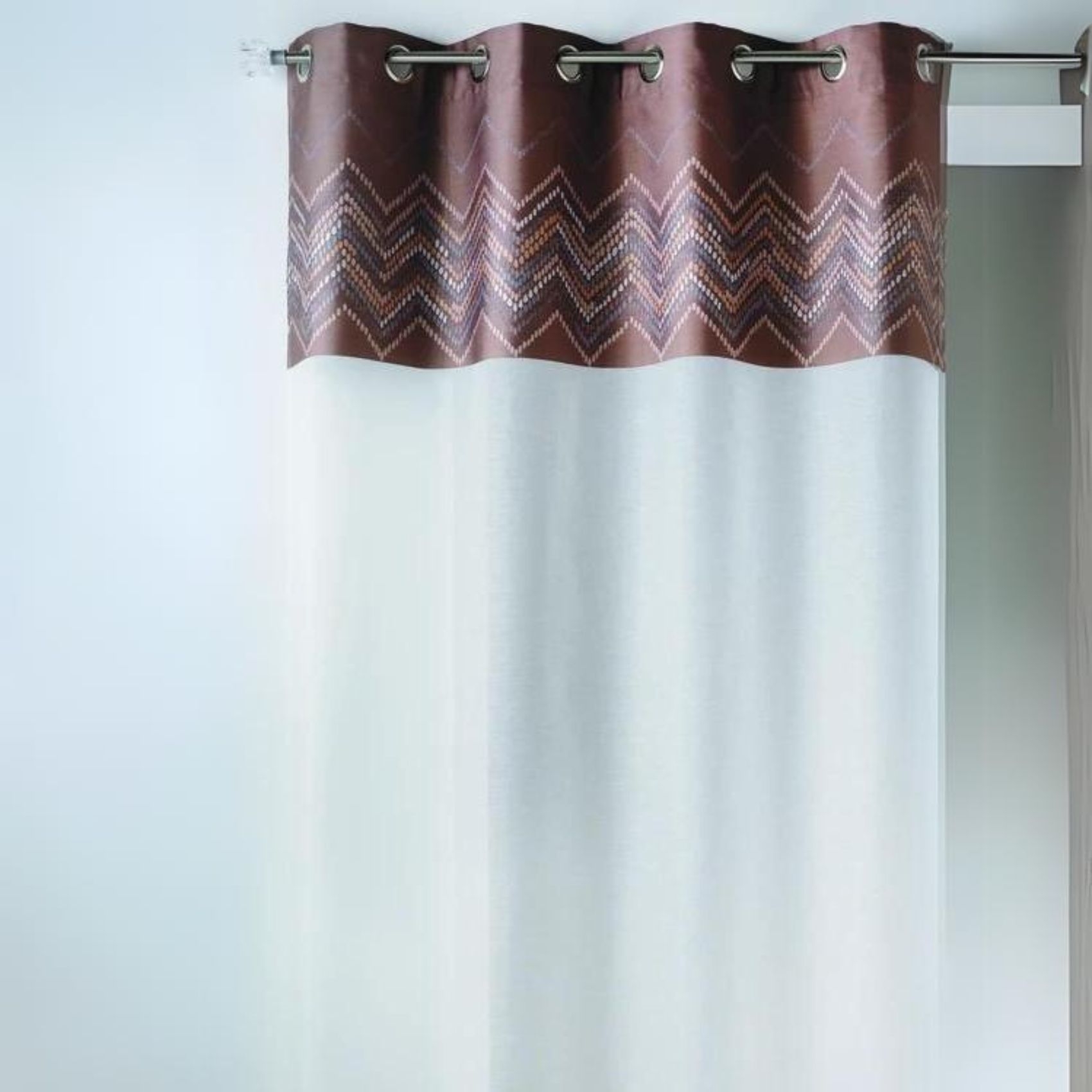 Voilage en jacquard avec parement haut chevron