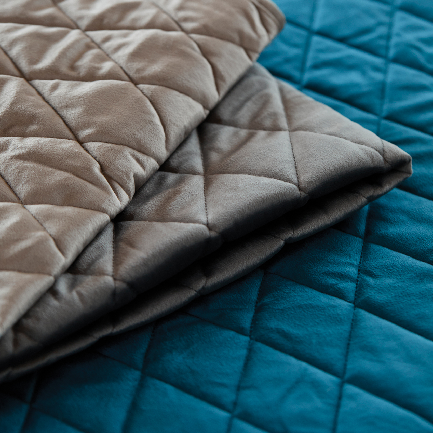 Couvre-Lit et Taies d'Oreiller en Velours Matelassé — vue 5