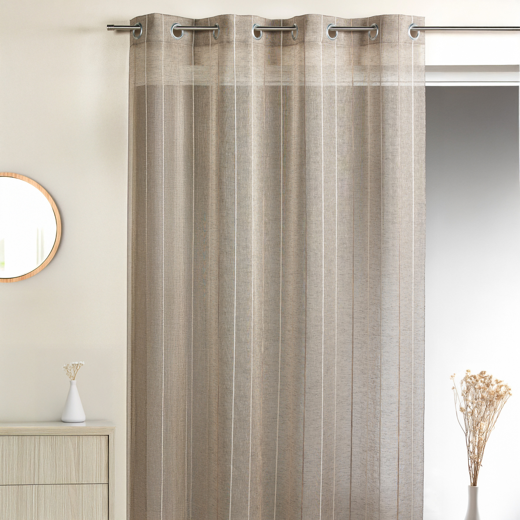 Voilage en étamine tissée à rayures verticales