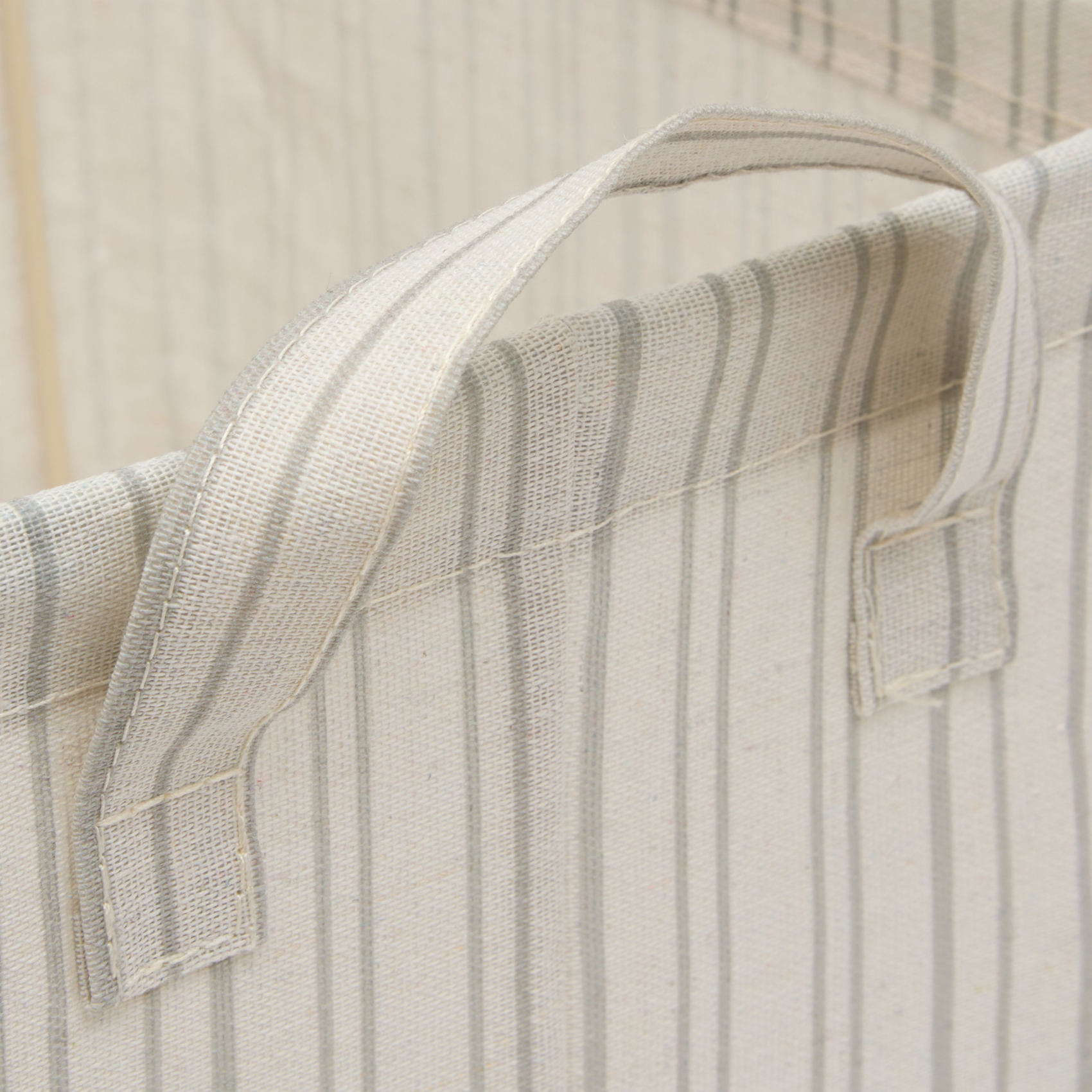 Panier de rangement en polyester avec cadre acier — vue 3