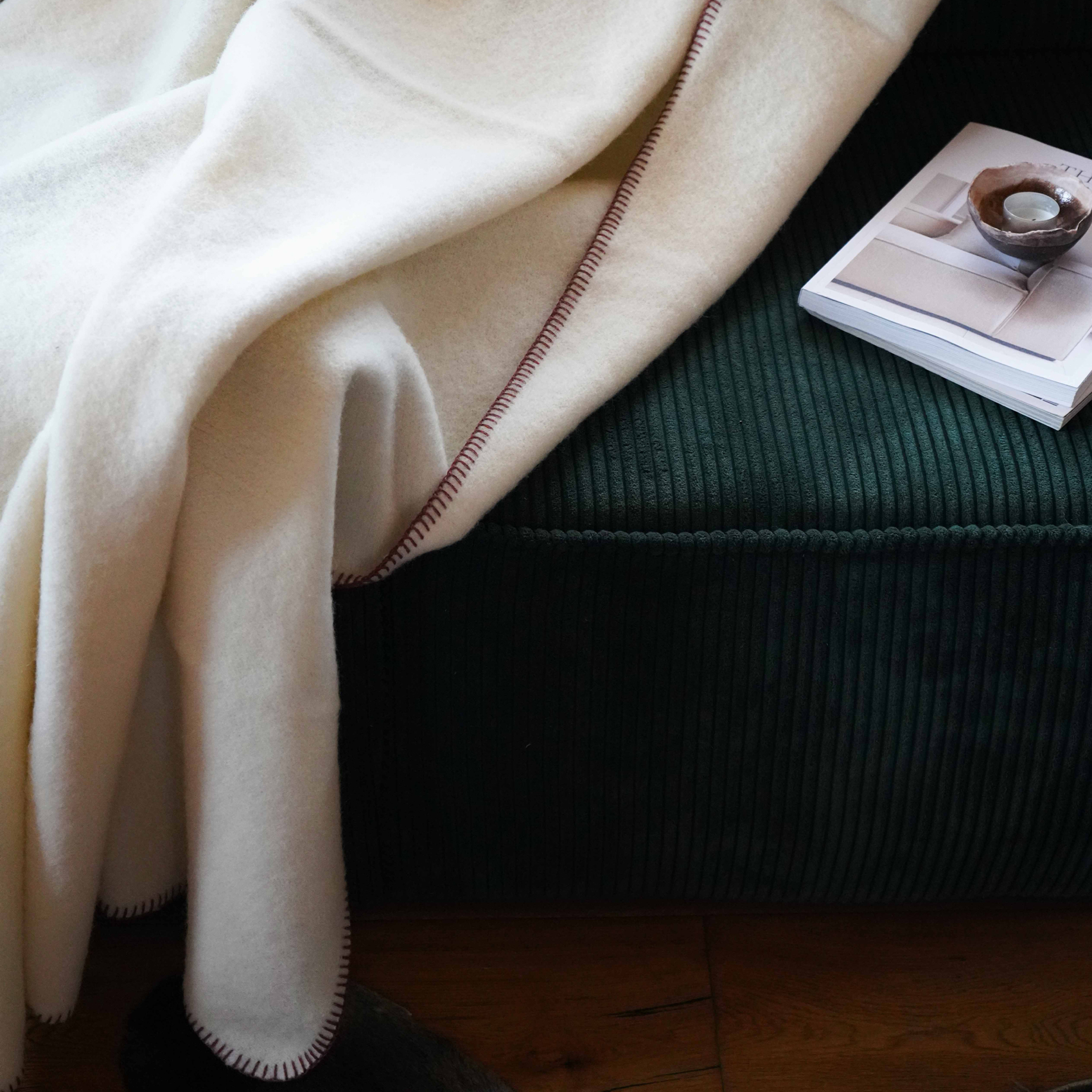 Couverture pure laine vierge naturelle finition point de cheval — vue 6