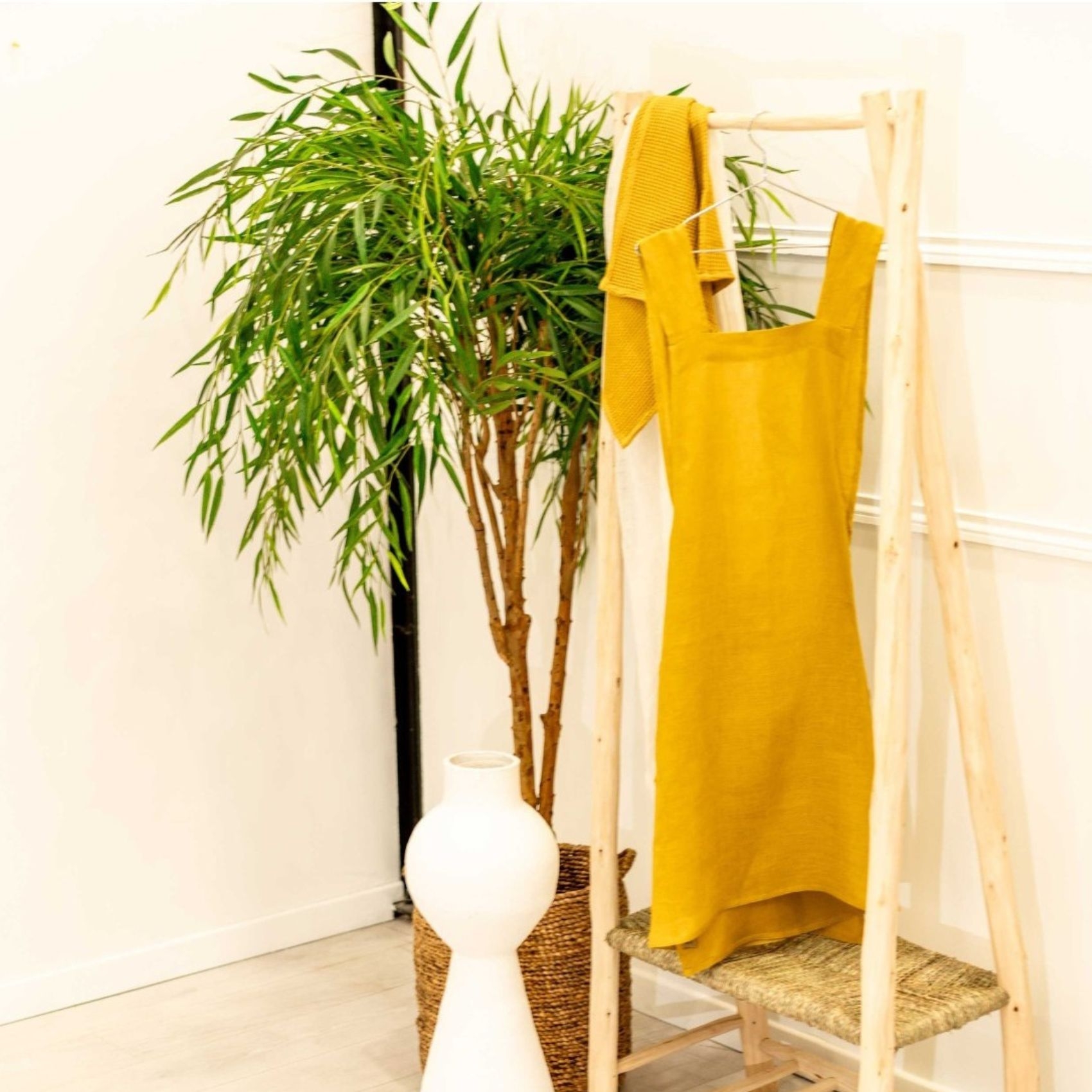 Tablier japonais en lin lavé — vue 4