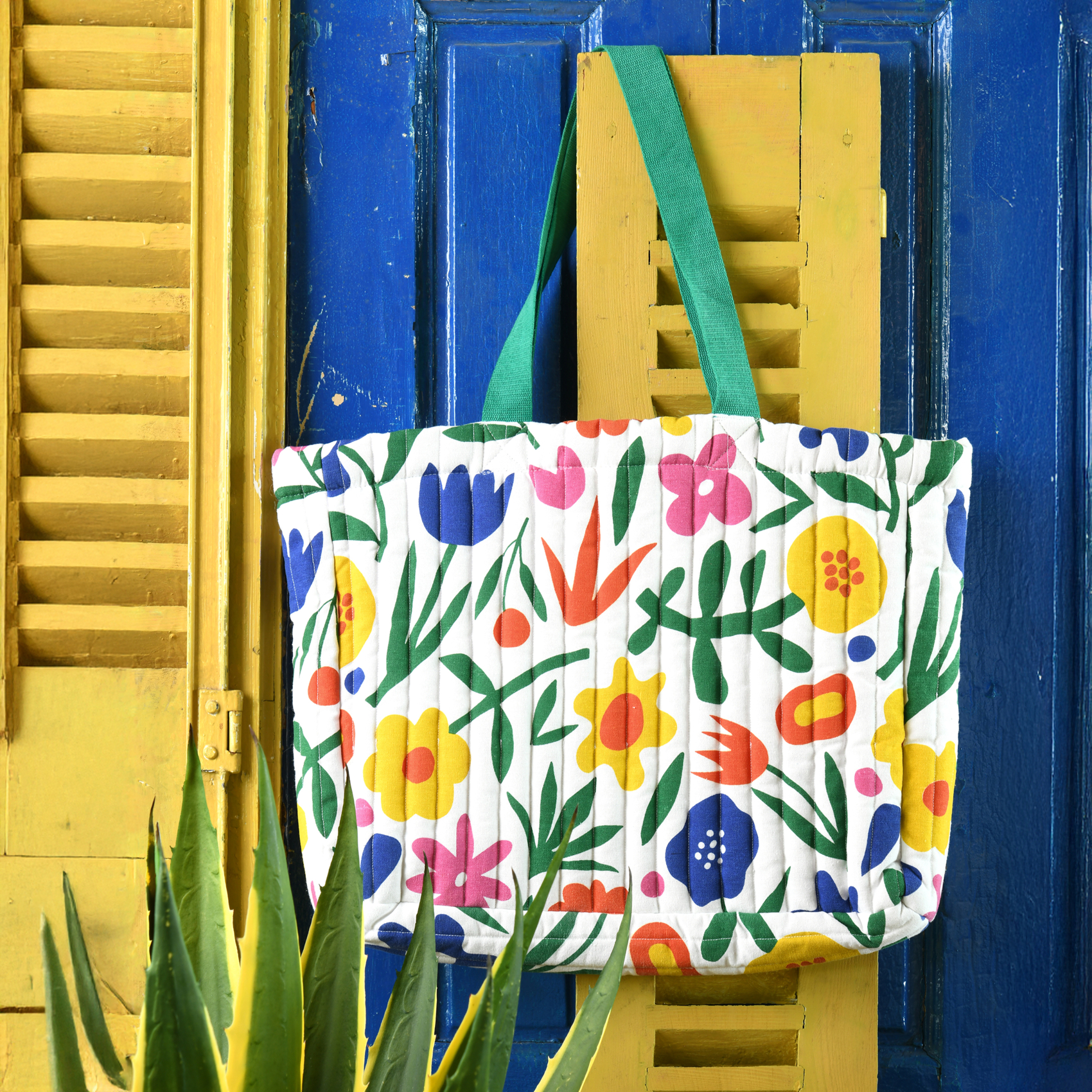 Sac cabas polycoton matelassé motif fleurs — vue 3