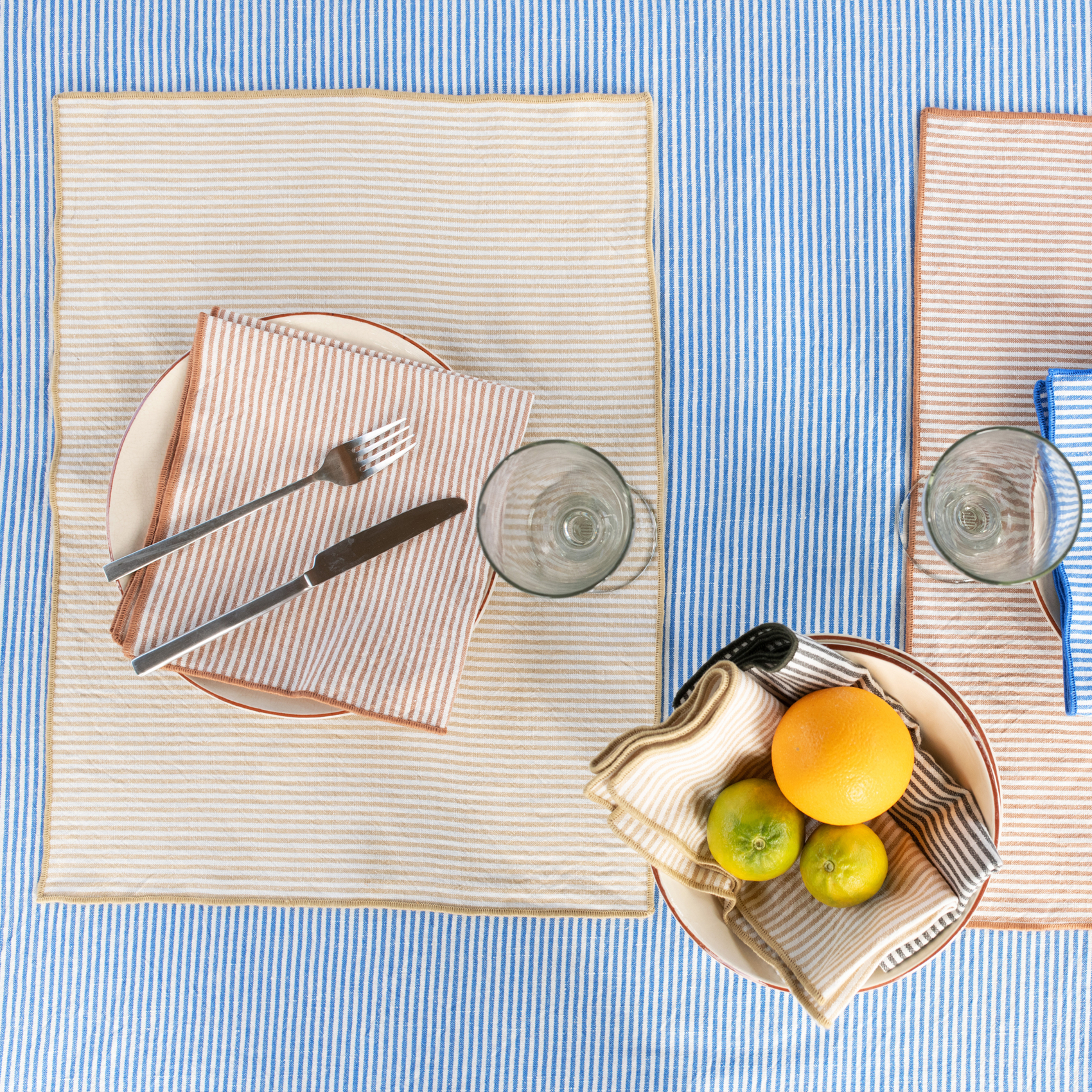 Set de table enduit vichy — vue 3