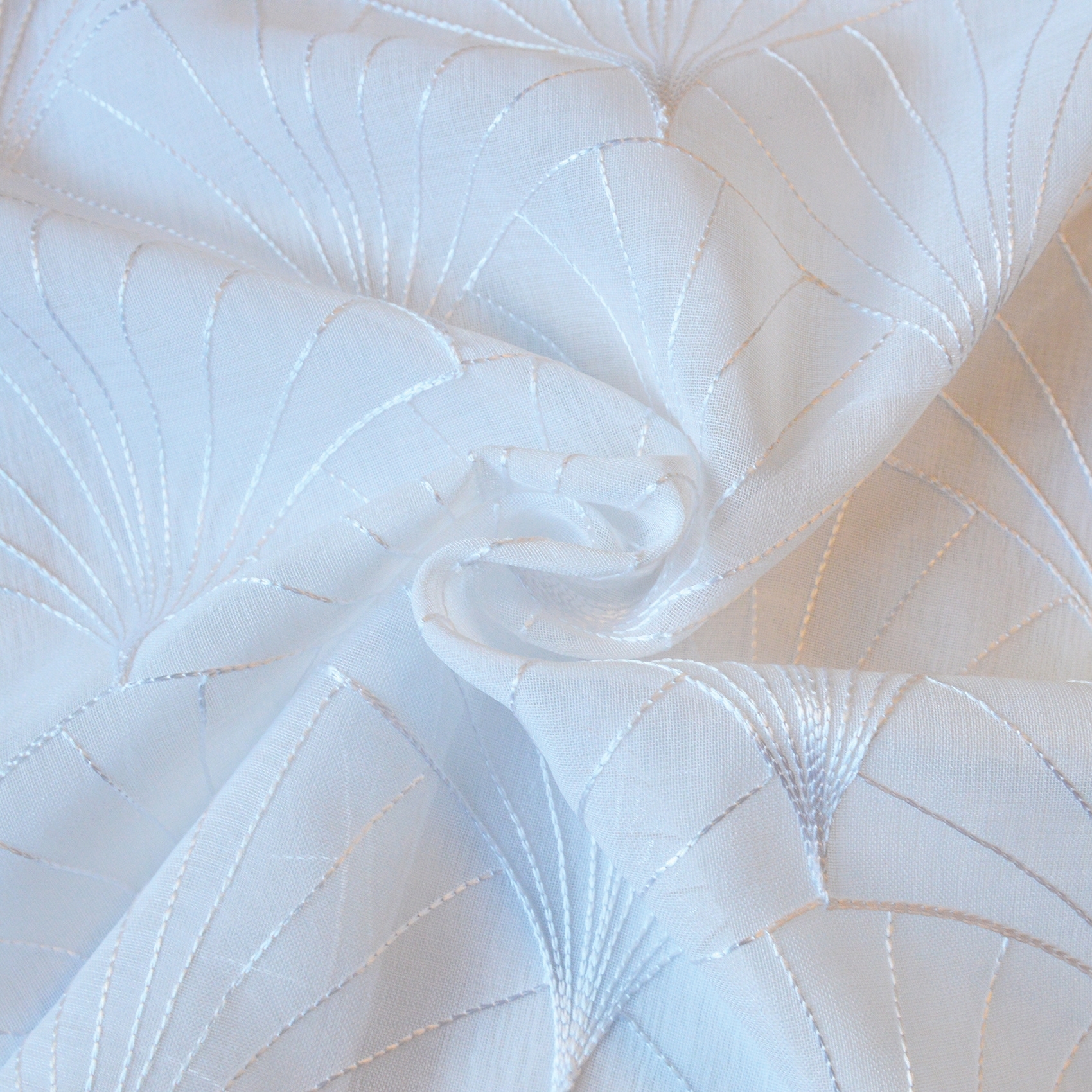 Voilage brodé style art déco — vue 5