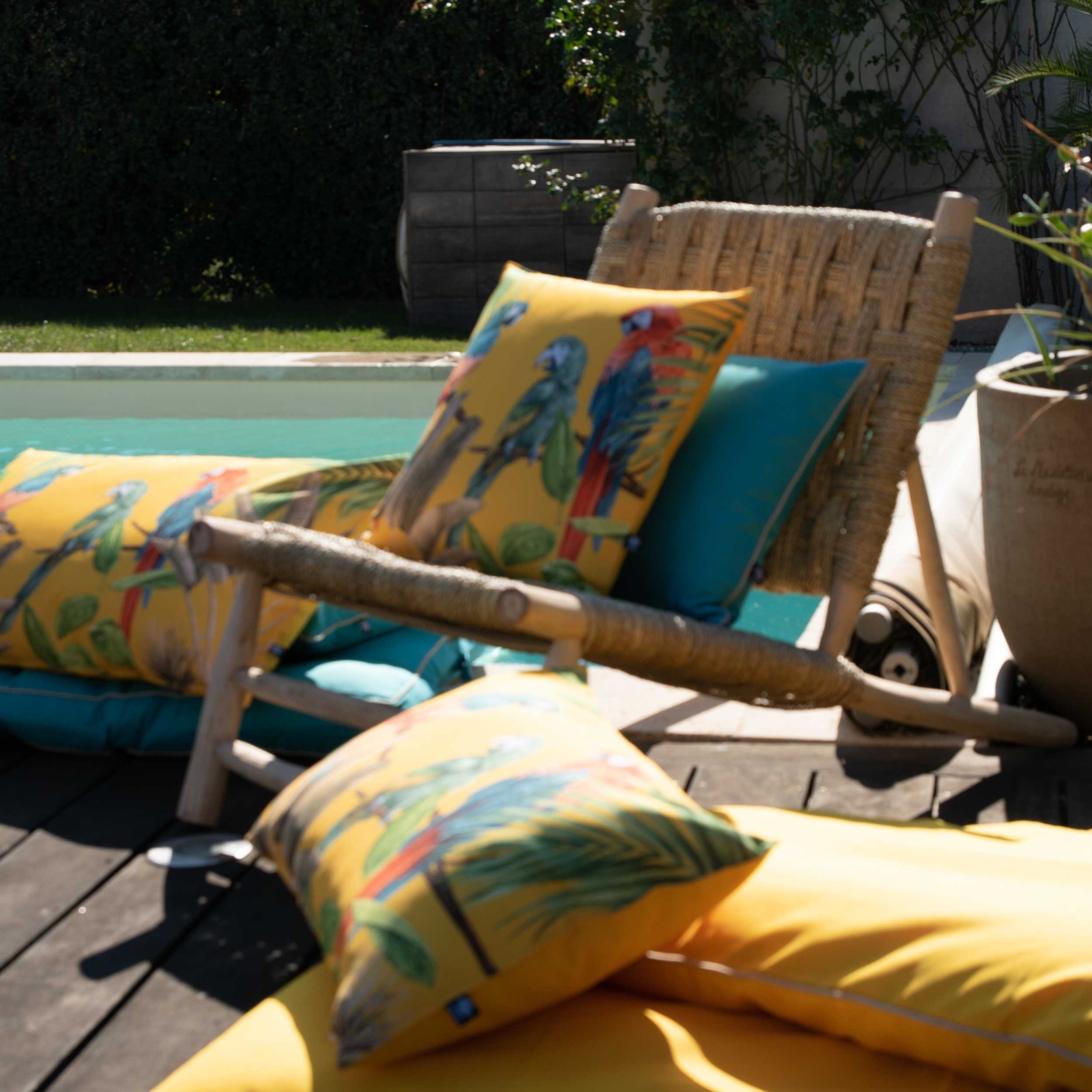 Coussin outdoor imprimé perroquets — vue 6