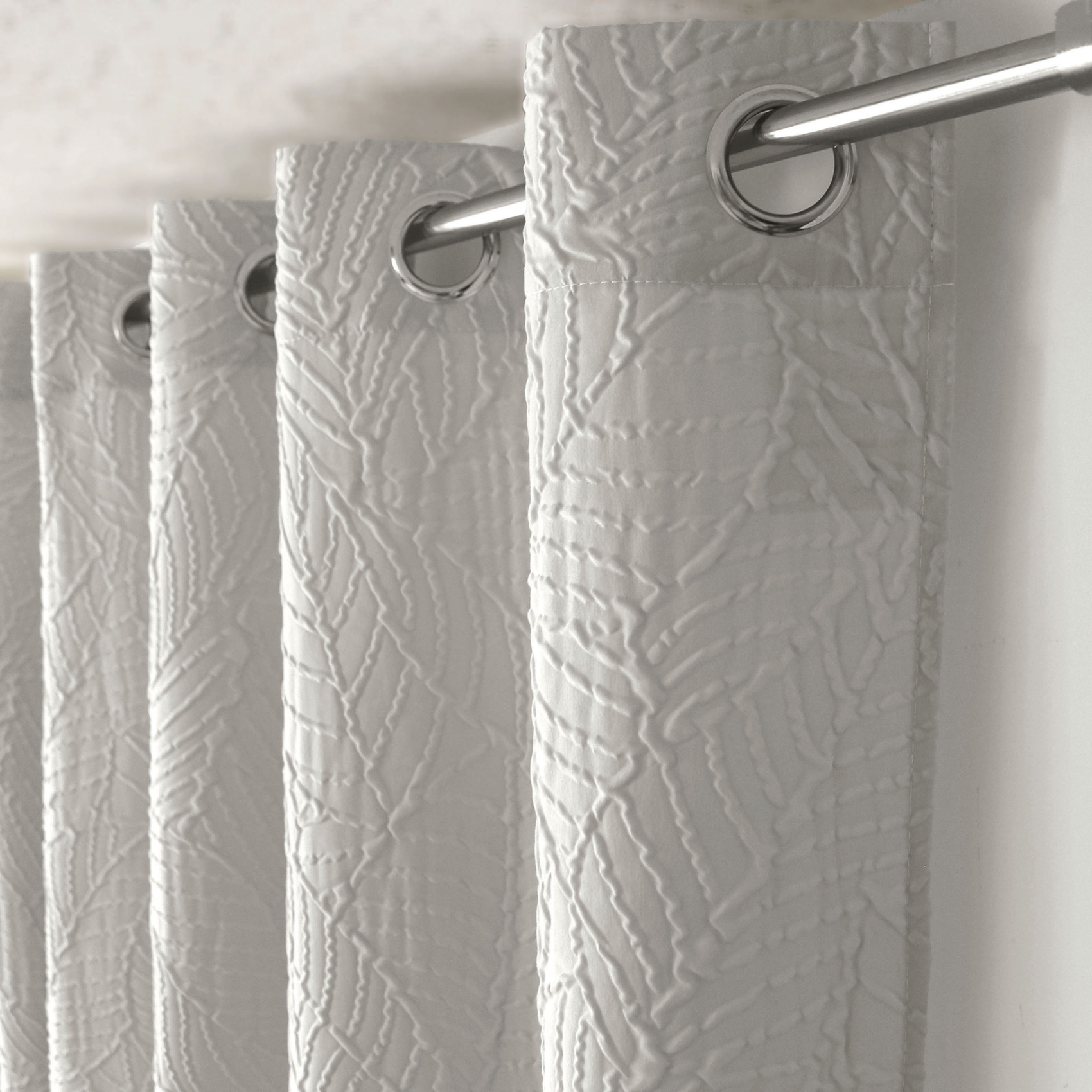 Rideau à oeillets feuillage aspect gaufré — vue 4
