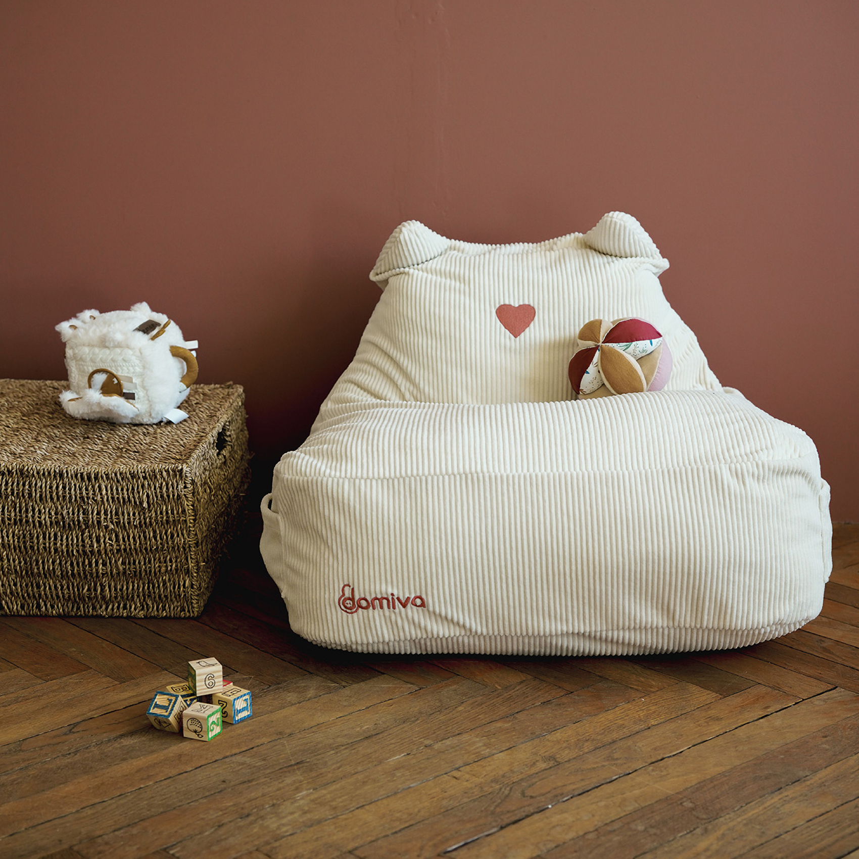 Fauteuil enfant en velours avec oreilles de félin — vue 5