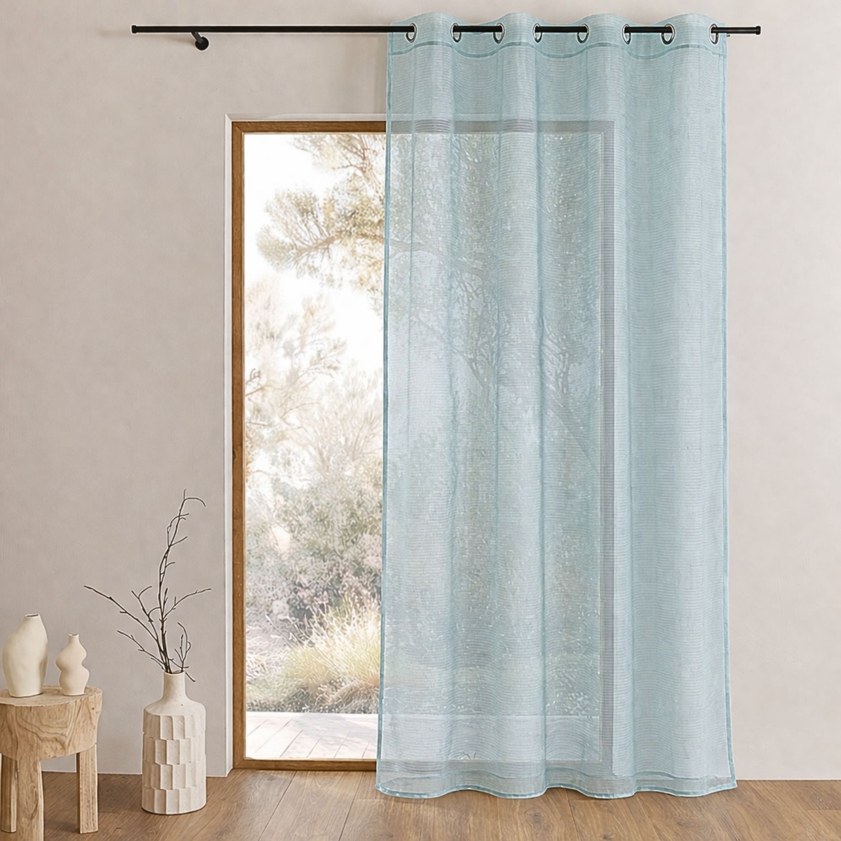 Voilage organza à fines rayures horizontales