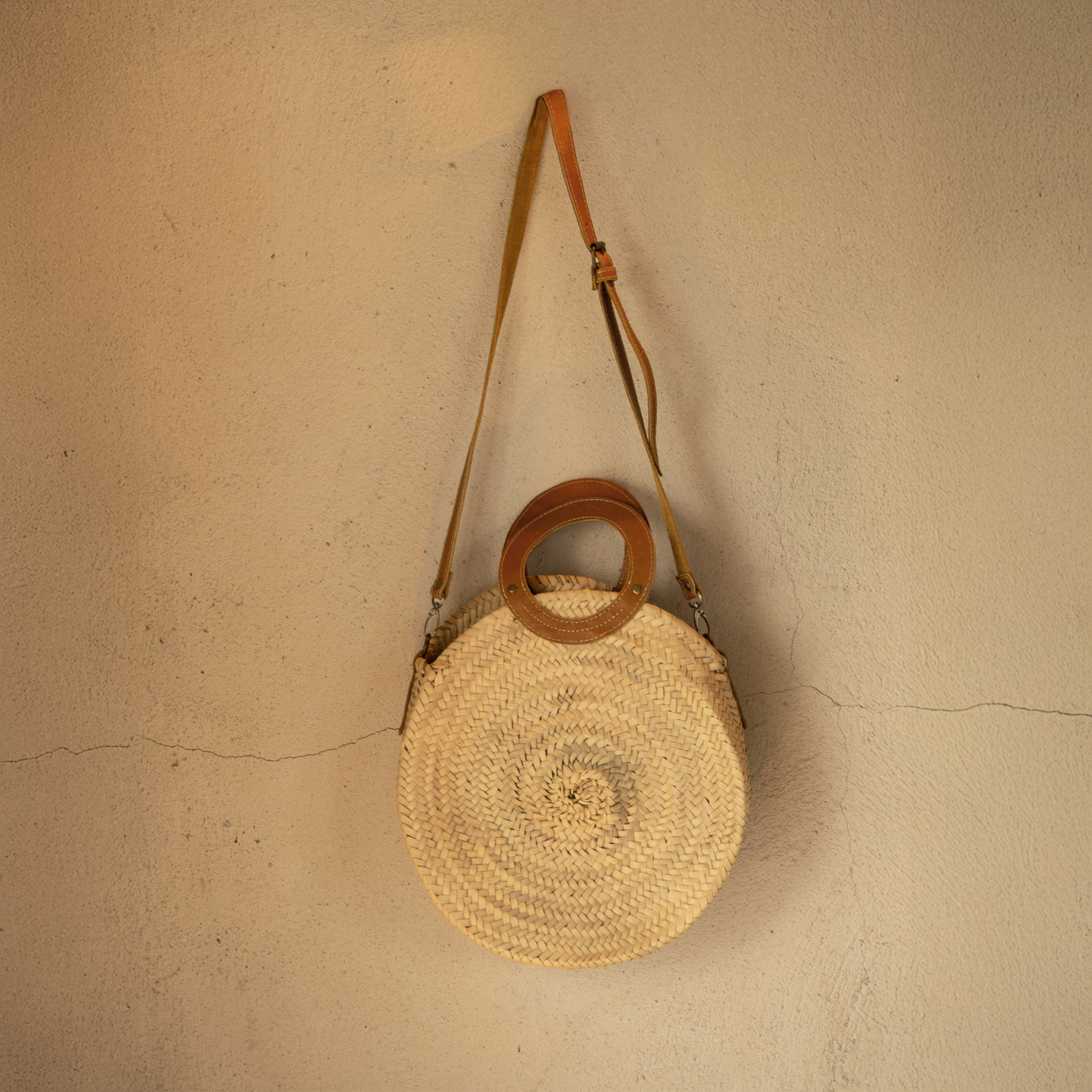 Panier rond anse cuir — vue 3