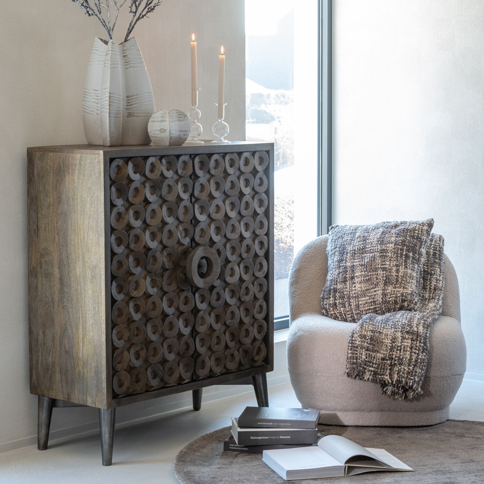 Fauteuil moelleux velours effet bouclette — vue 4