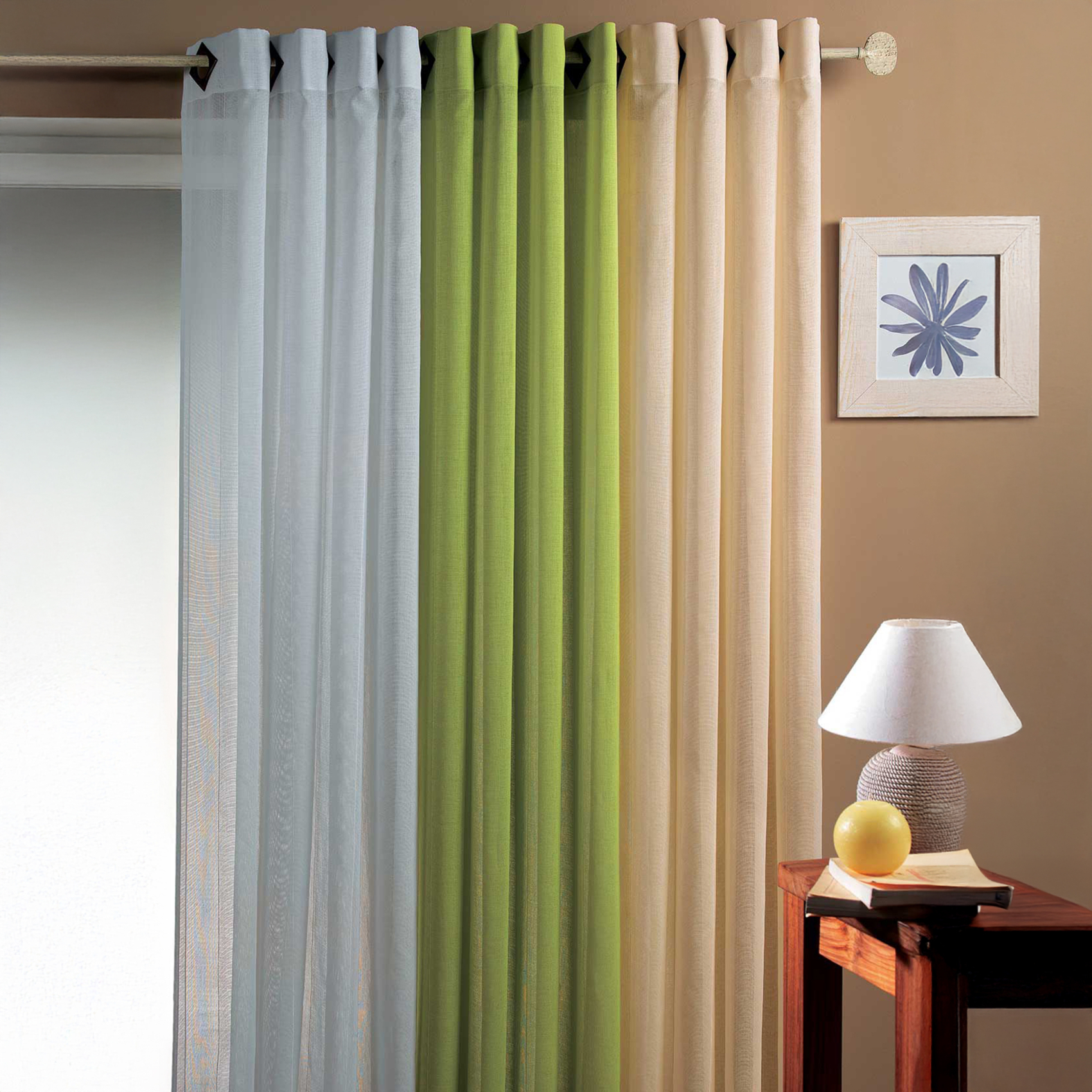 Voilage fantaisie tissée rayure