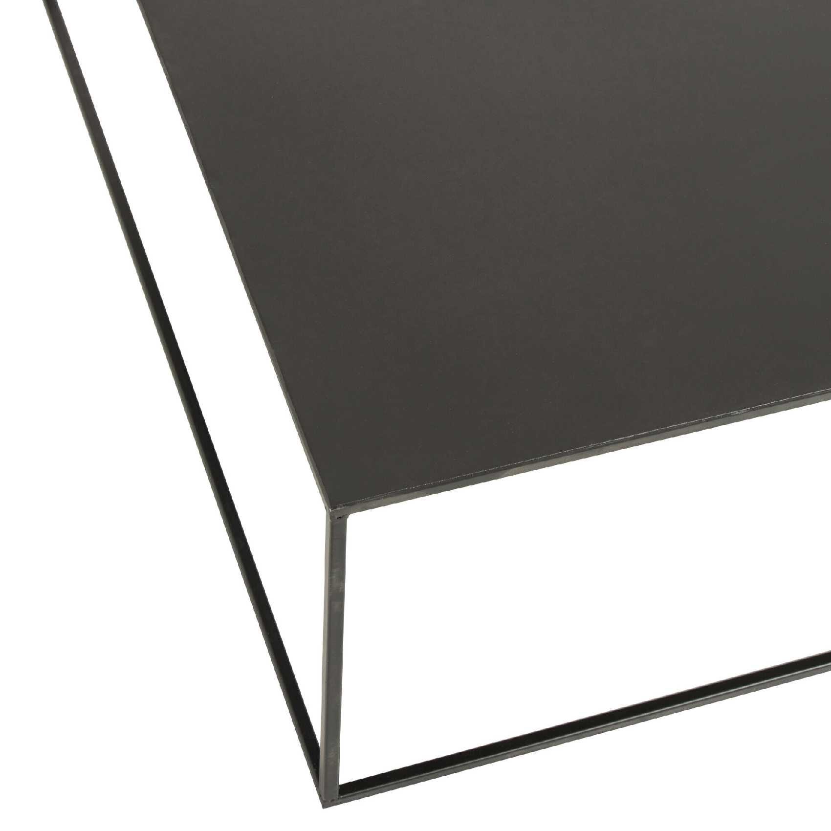 Table basse carrée en métal — vue 4