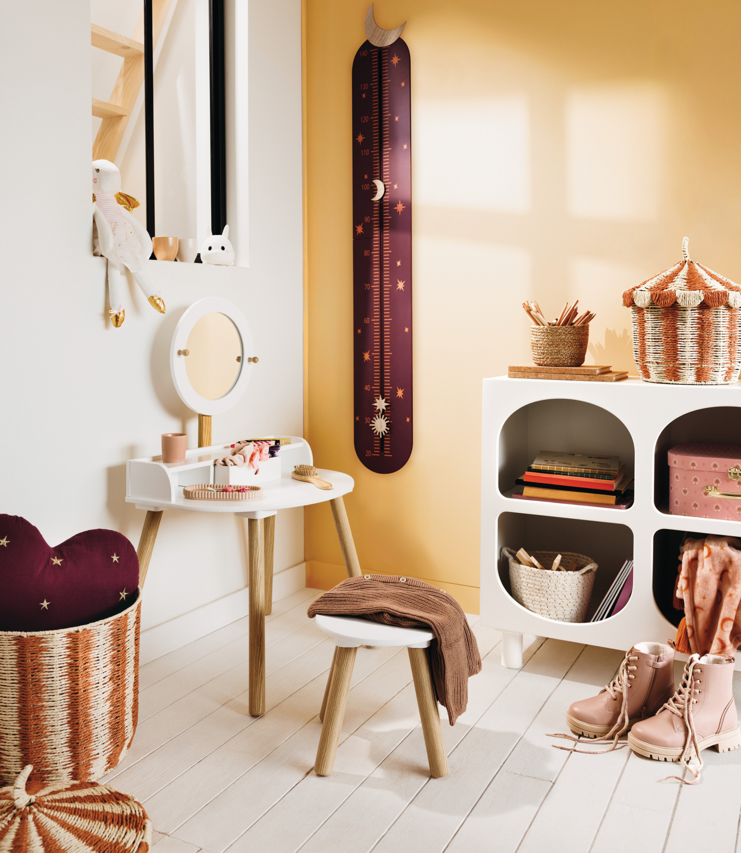 Coiffeuse enfant avec miroir et tabouret assorti — vue 6