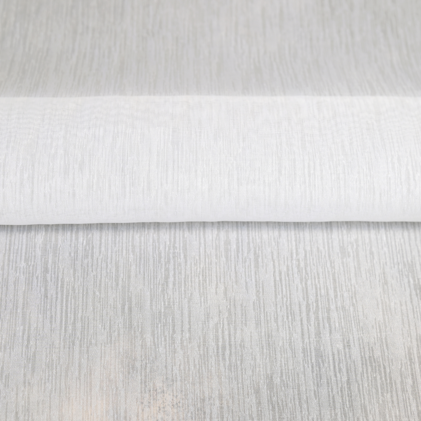 Tissu voile légère avec bas plombé